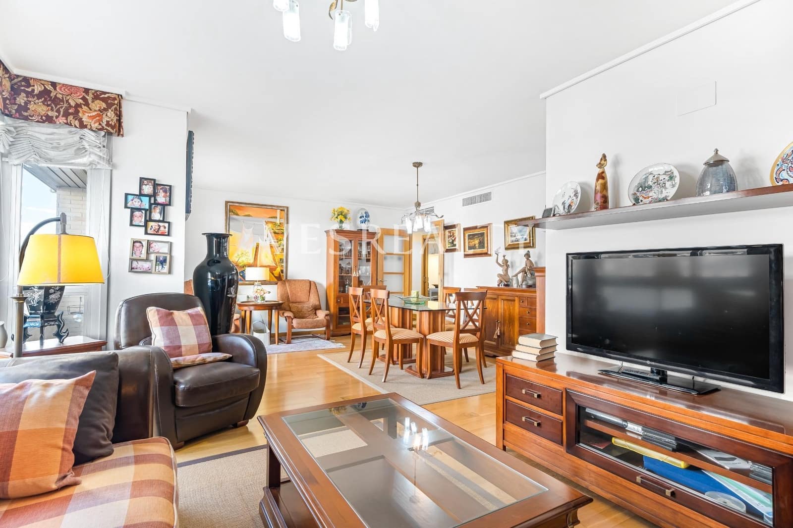 4 soveværelse Lejlighed til salg i Alicante by med garage - € 450.000 (Ref: 8944752)