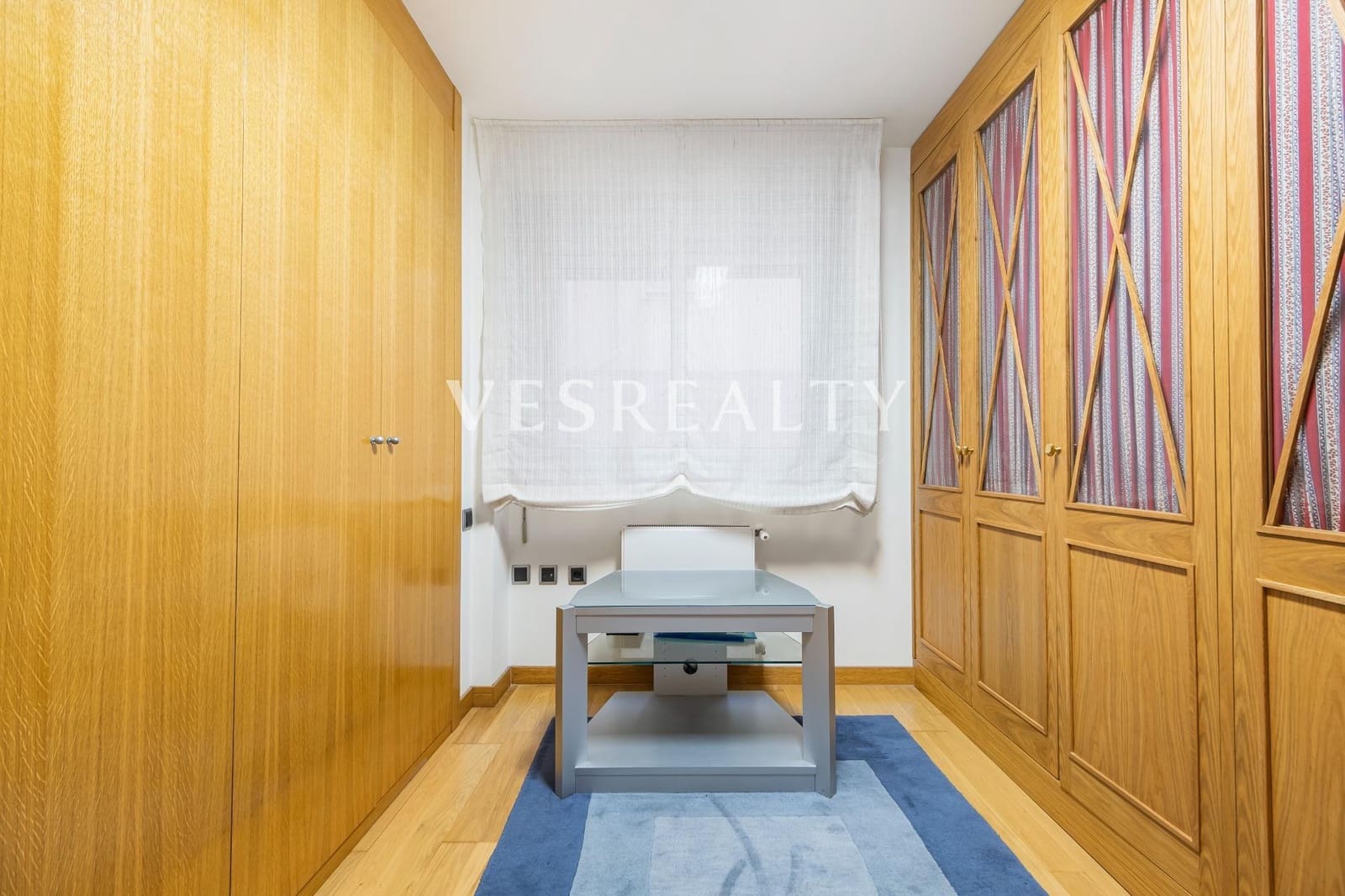 4 soveværelse Lejlighed til salg i Alicante by med garage - € 450.000 (Ref: 8944752)