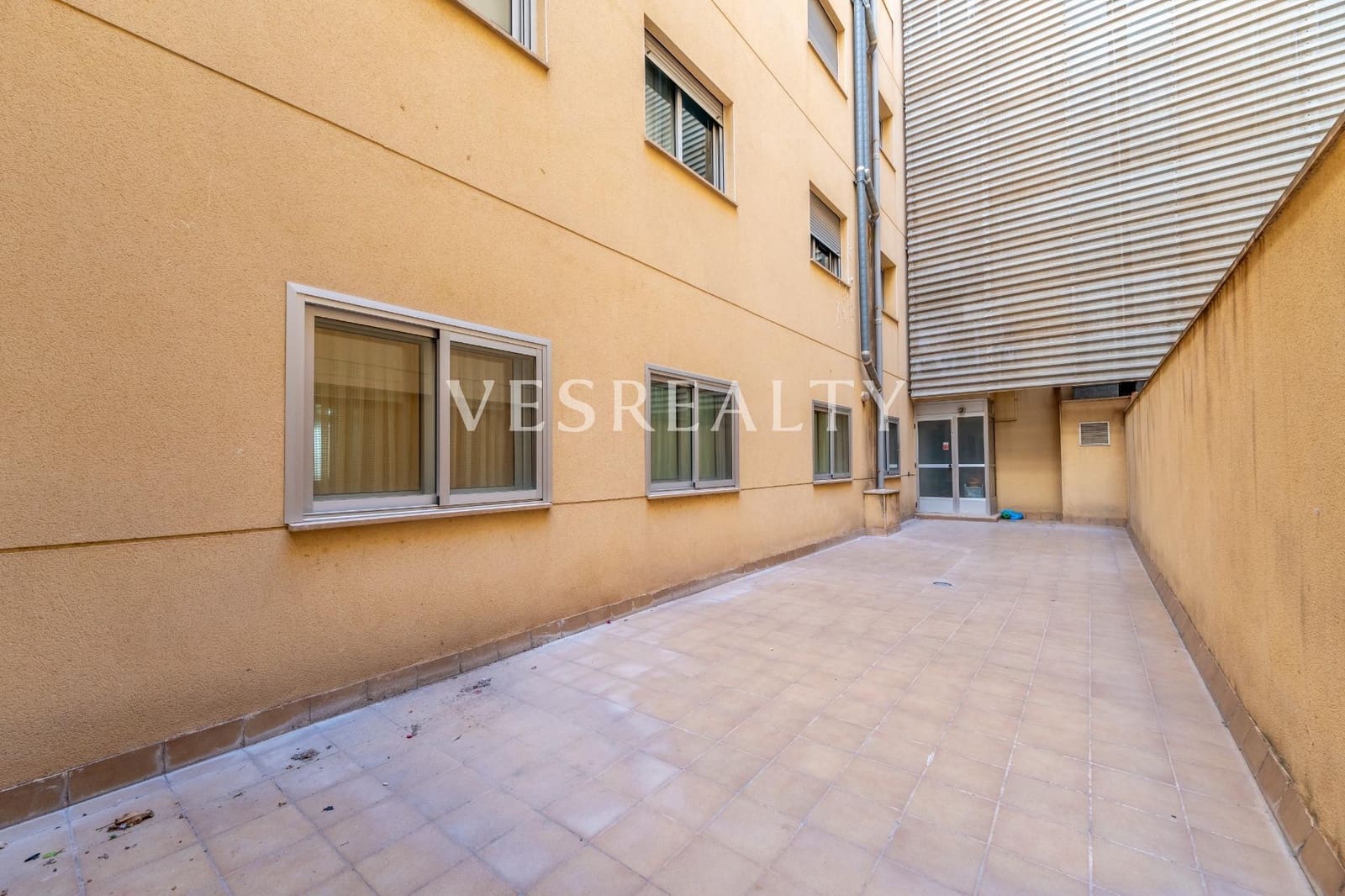 4 soveværelse Lejlighed til salg i Alicante by med garage - € 450.000 (Ref: 8944752)