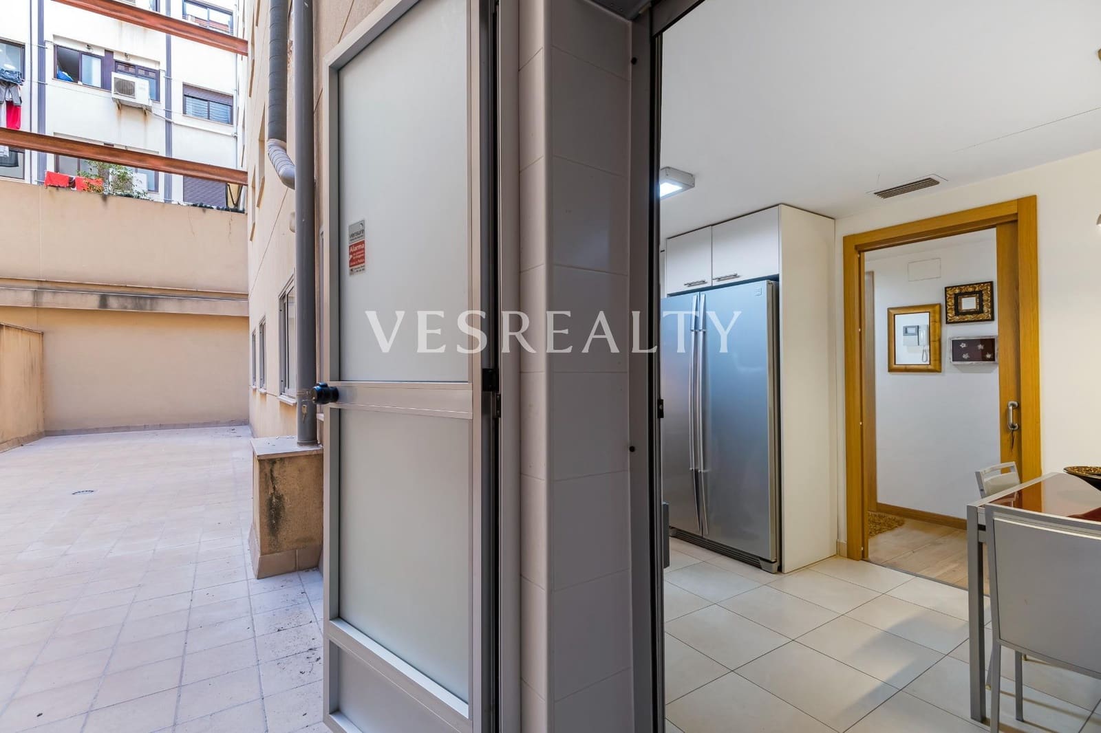 4 soveværelse Lejlighed til salg i Alicante by med garage - € 450.000 (Ref: 8944752)