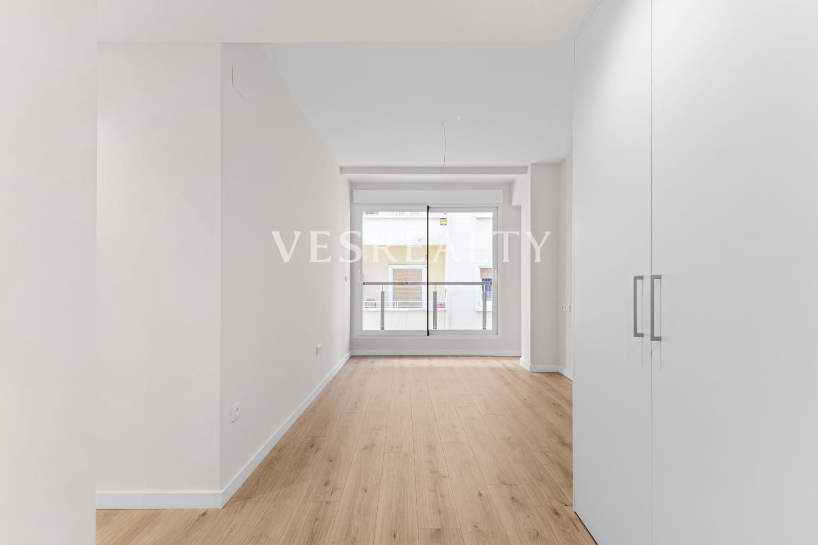 4 slaapkamer Flat te koop in Alicante stad - € 1.080.000 (Ref: 8944763)