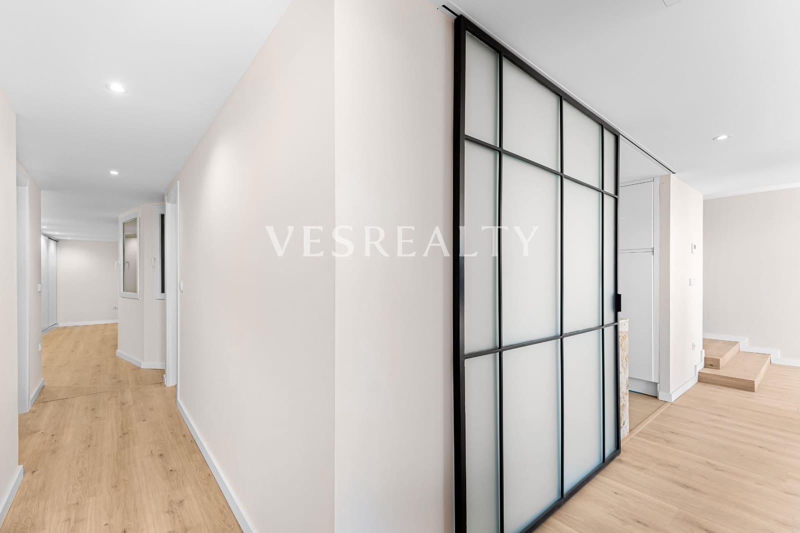 4 slaapkamer Flat te koop in Alicante stad - € 1.080.000 (Ref: 8944763)