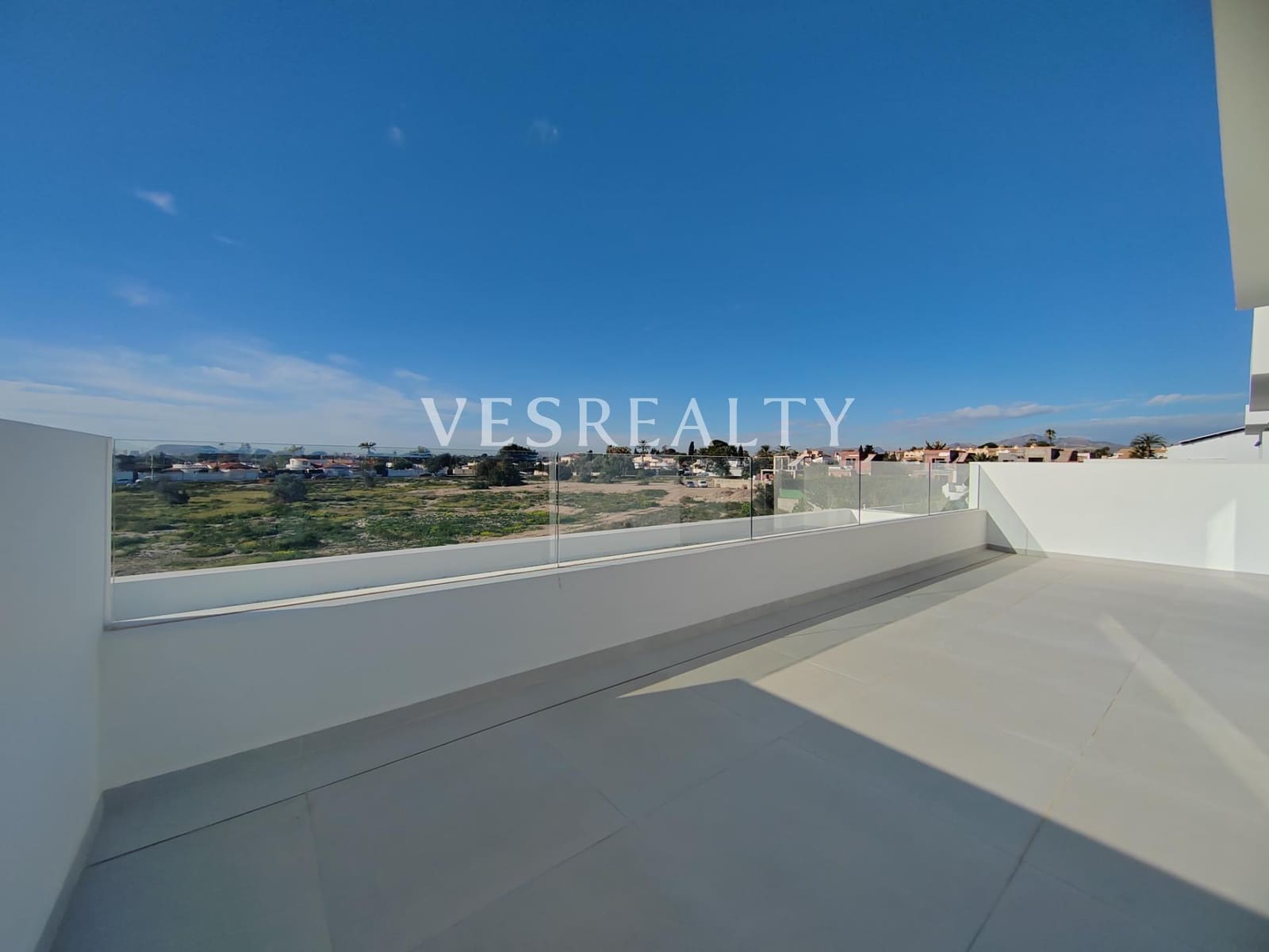 3 makuuhuone Huvila myytävänä paikassa La Font mukana uima-altaan - 950 000 € (Ref: 8944764)