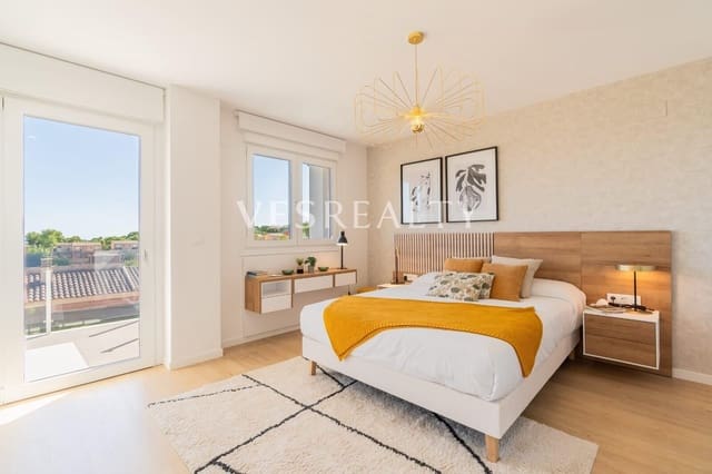 4 soveværelse Bungalow til salg i La Nucia med swimmingpool - € 449.000 (Ref: 8944774)