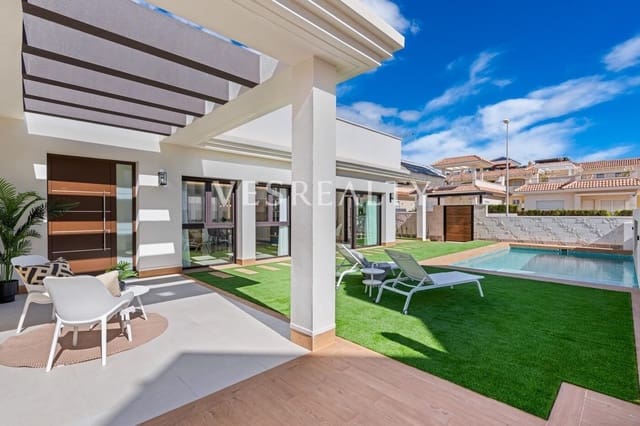 3 Zimmer Villa zu verkaufen in Ciudad Quesada, Rojales mit Pool - 765.230 € (Ref: 8944781)