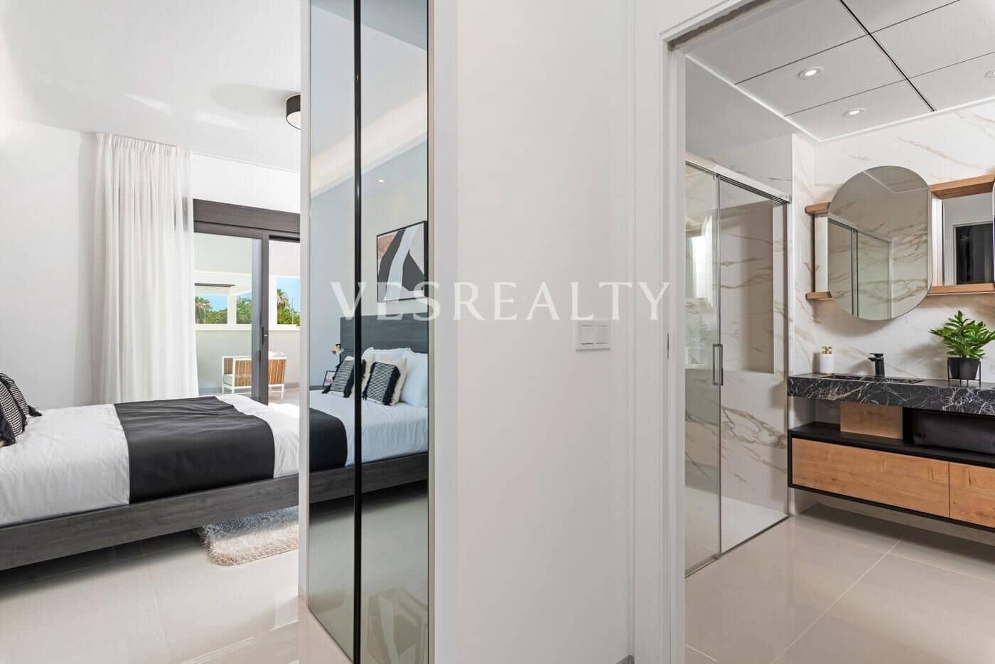 Chalet de 3 habitaciones en Ciudad Quesada en venta con piscina - 869.555 € (Ref: 8944783)