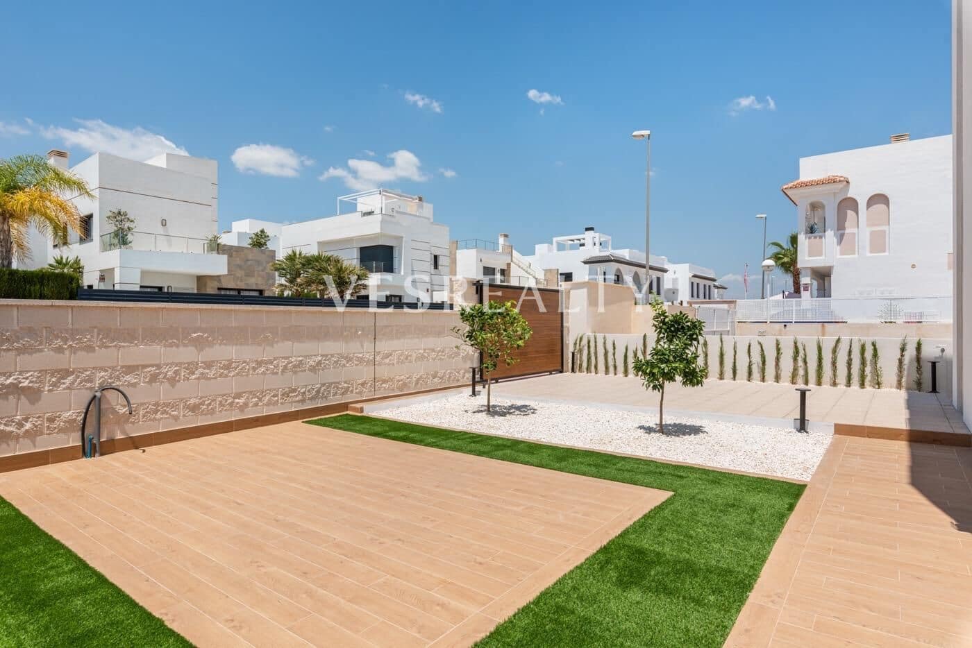 Chalet de 3 habitaciones en Ciudad Quesada en venta con piscina - 869.555 € (Ref: 8944783)