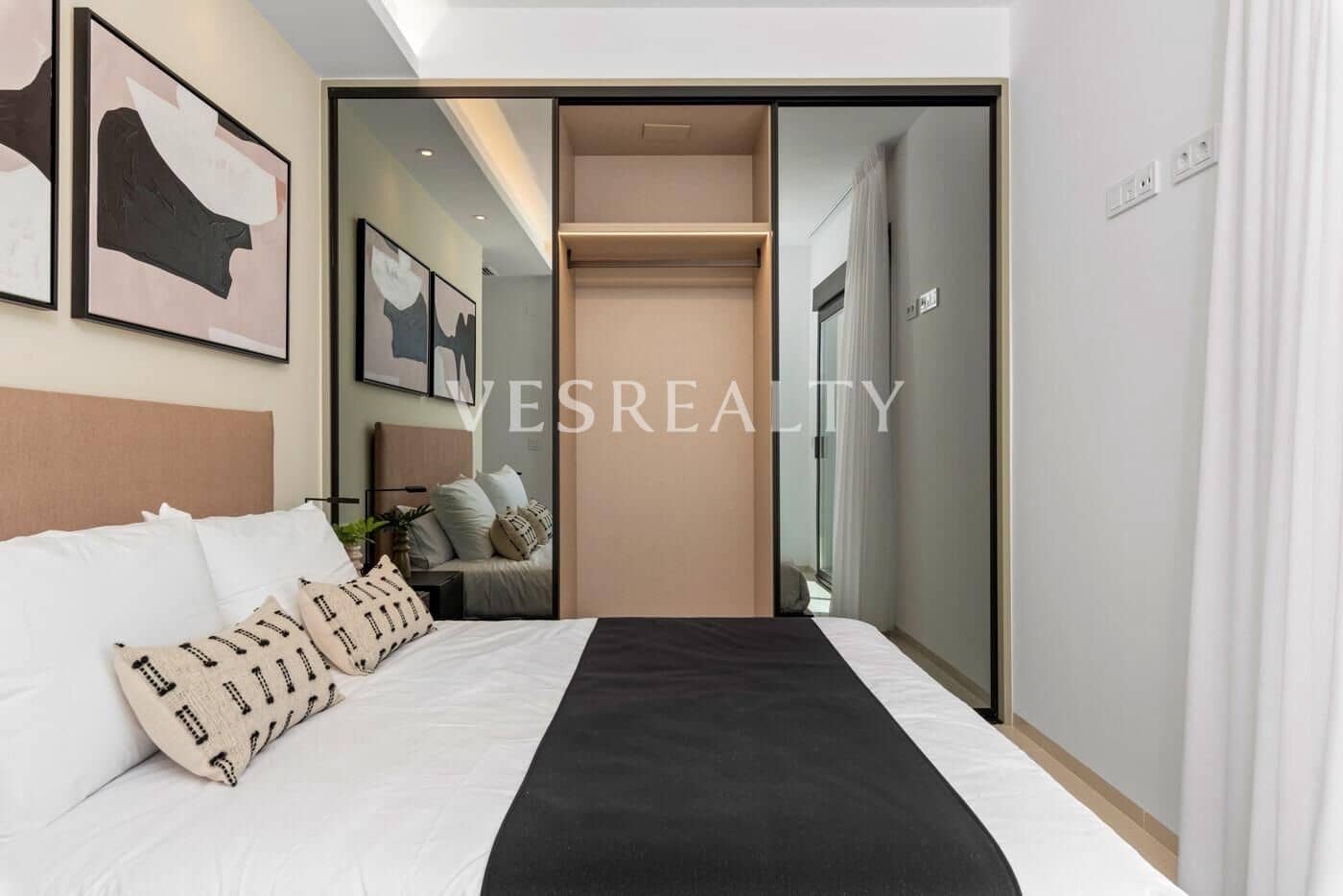 Chalet de 3 habitaciones en Ciudad Quesada en venta con piscina - 869.555 € (Ref: 8944783)