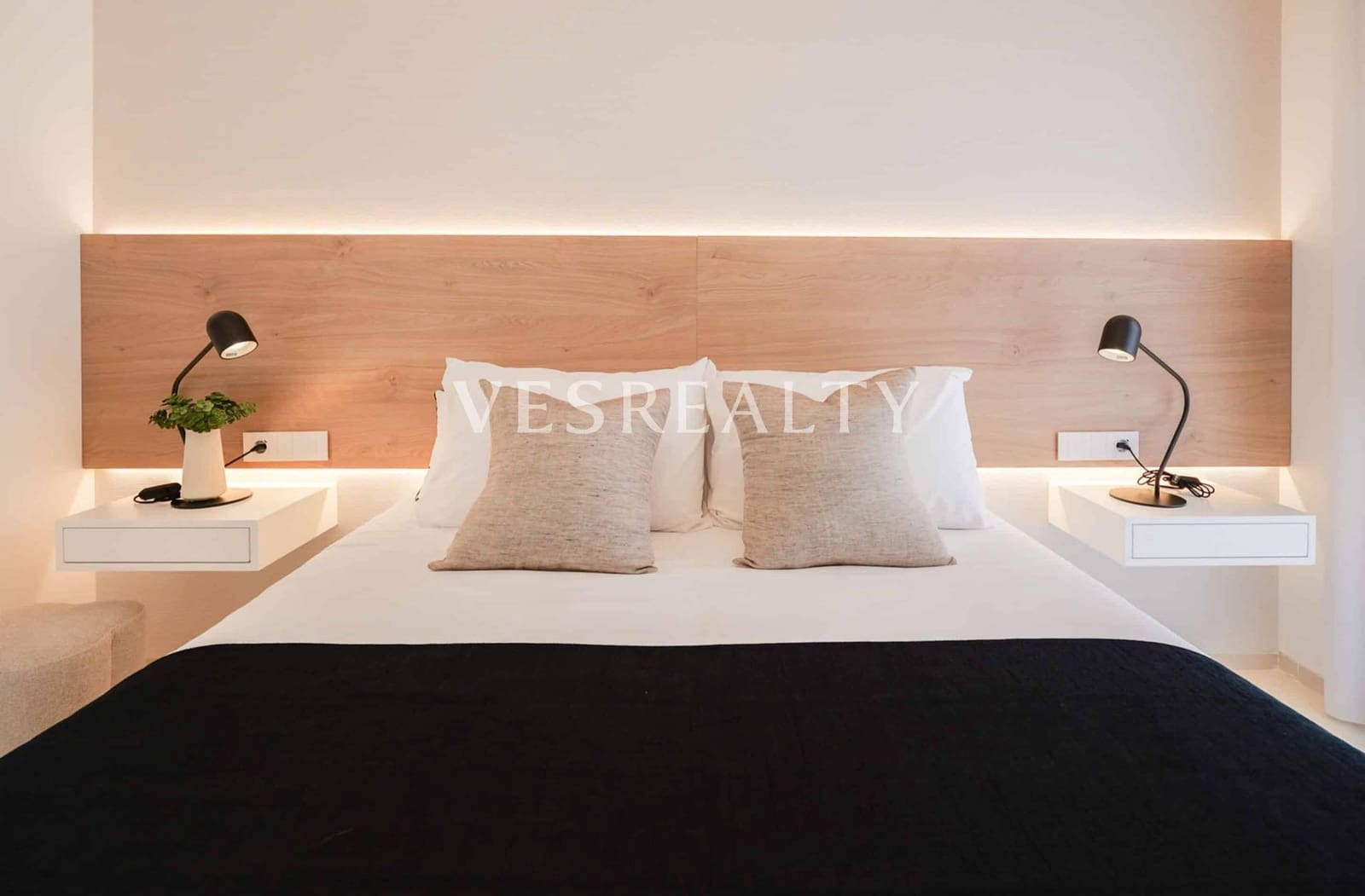 3 bedroom Villa for sale in Ciudad Quesada with pool garage - € 813,500 (Ref: 8944784)