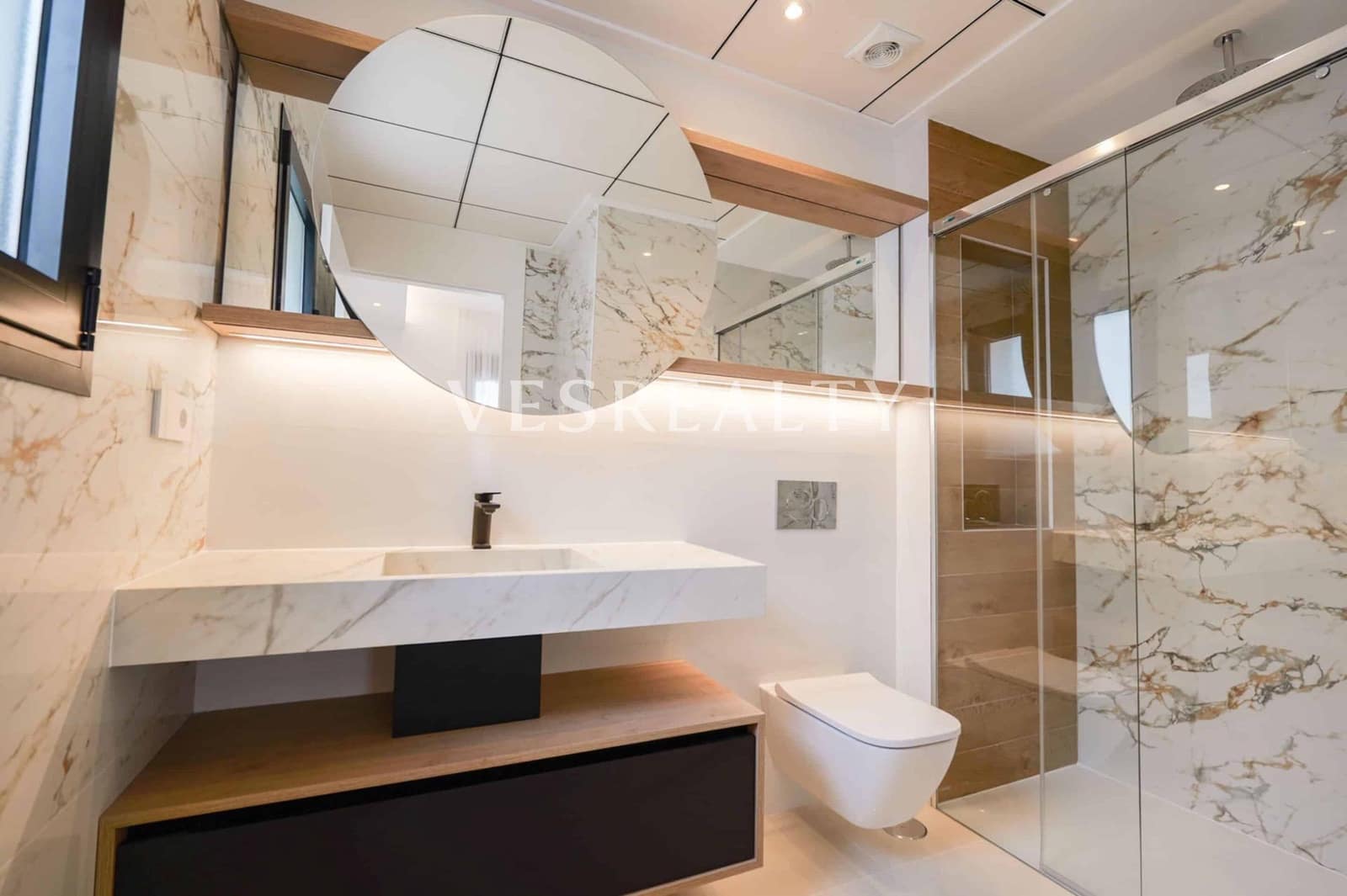 3 bedroom Villa for sale in Ciudad Quesada with pool garage - € 813,500 (Ref: 8944784)