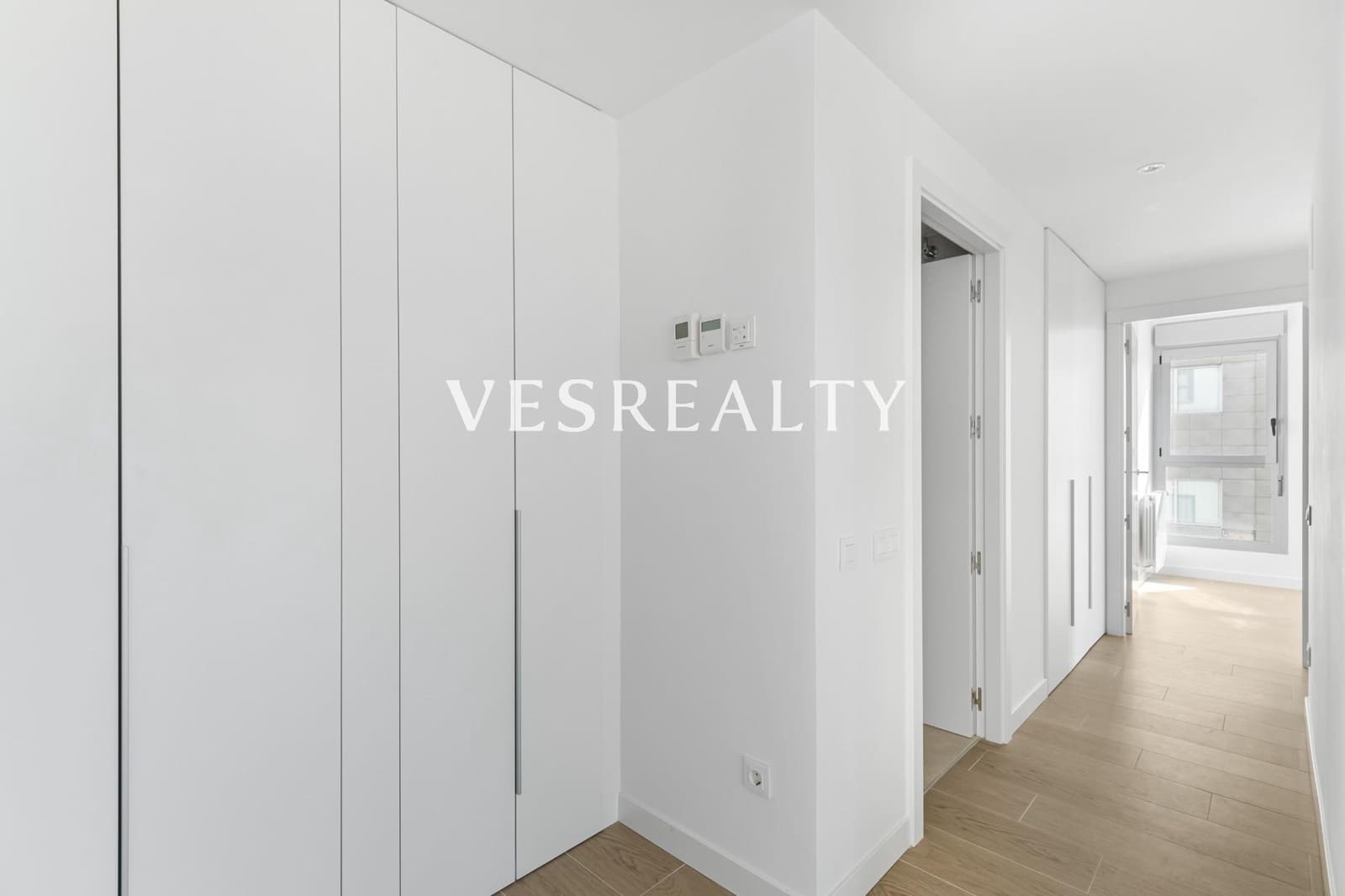 2 quarto Apartamento para arrendar em Alicante cidade com piscina - 2 000 € (Ref: 8944790)