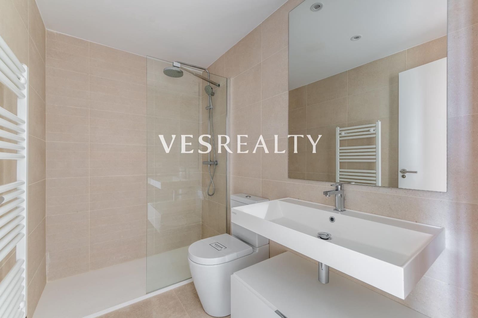 2 quarto Apartamento para arrendar em Alicante cidade com piscina - 2 000 € (Ref: 8944790)