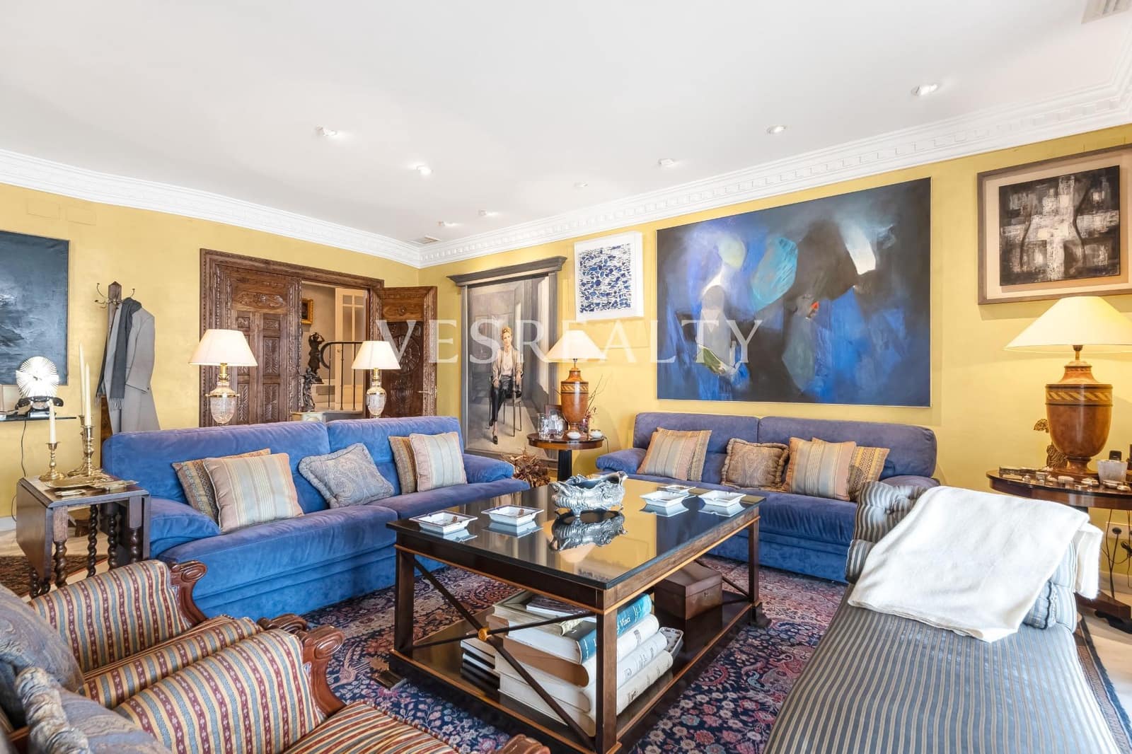 6 bedroom Villa for sale in Playa de San Juan with pool garage - € 3,800,000 (Ref: 8944792)