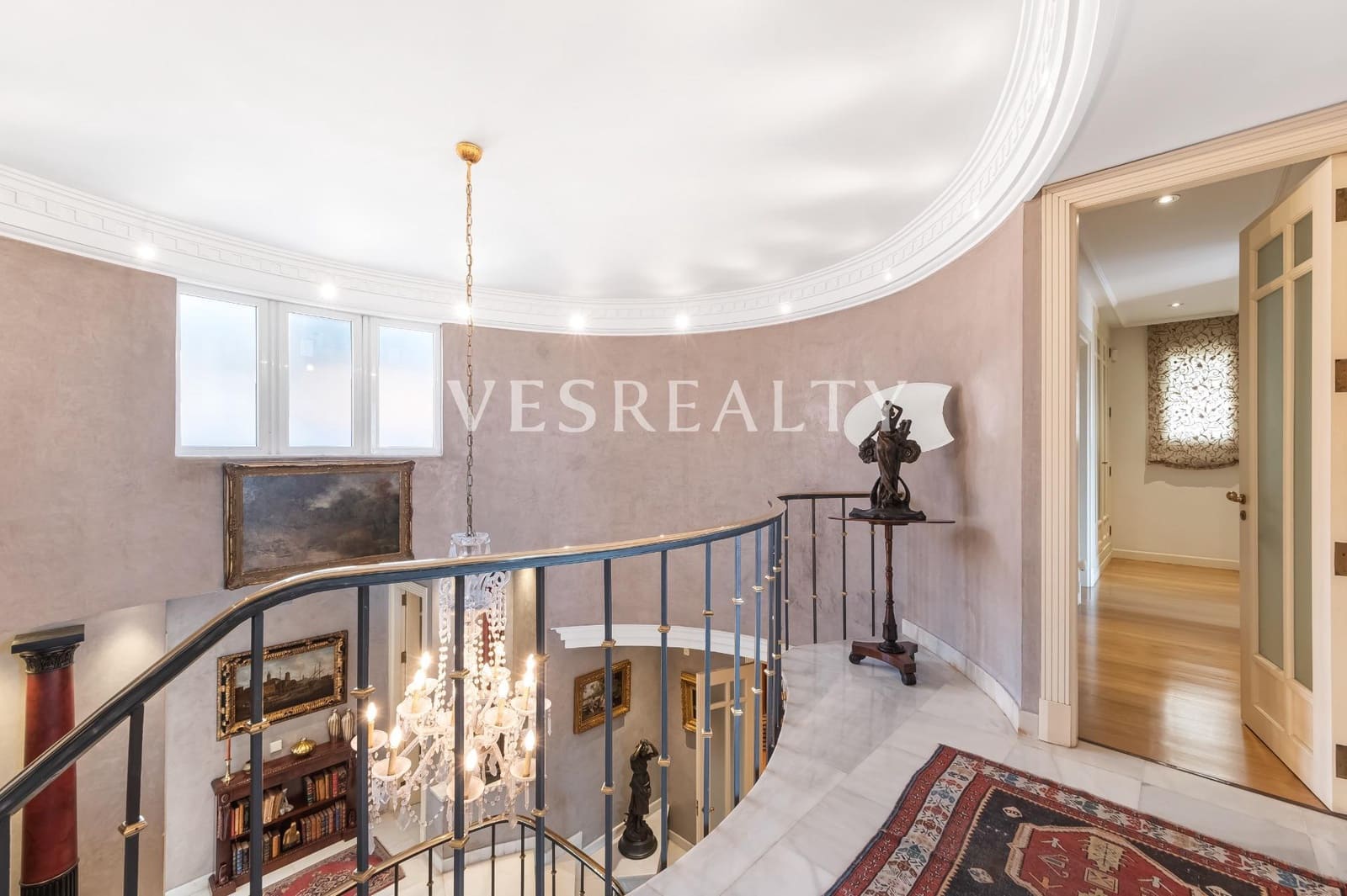 6 bedroom Villa for sale in Playa de San Juan with pool garage - € 3,800,000 (Ref: 8944792)