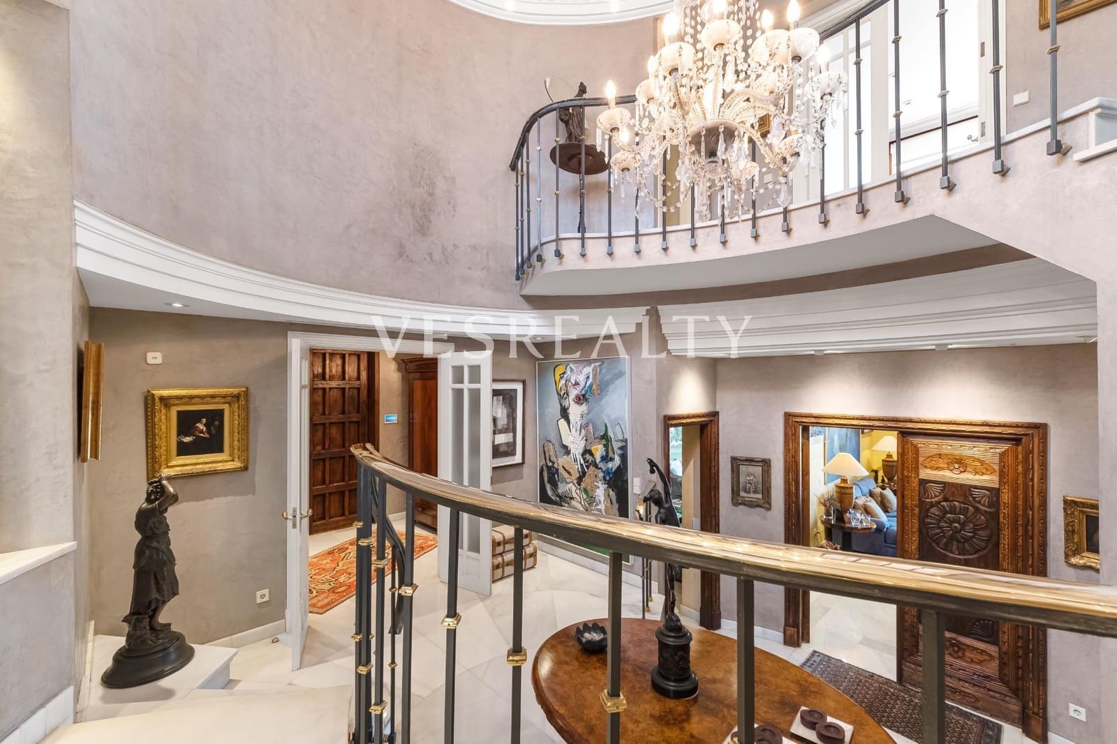 6 bedroom Villa for sale in Playa de San Juan with pool garage - € 3,800,000 (Ref: 8944792)
