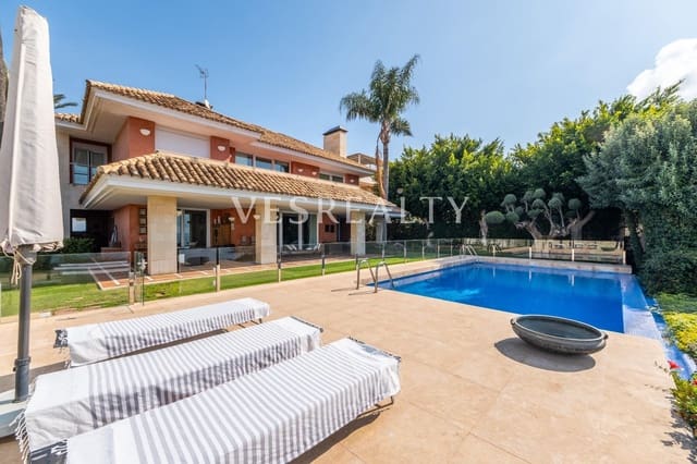 6 slaapkamer Villa te koop in Playa de San Juan, Alicante stad met zwembad garage - € 3.800.000 (Ref: 8944792)