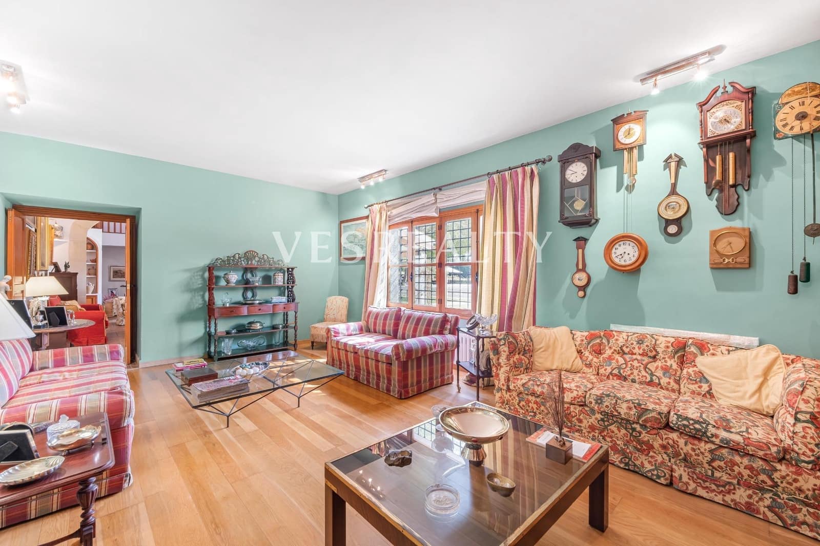 5 bedroom Villa for sale in Alicante / Alacant city with pool garage - € 1,550,000 (Ref: 8944833)