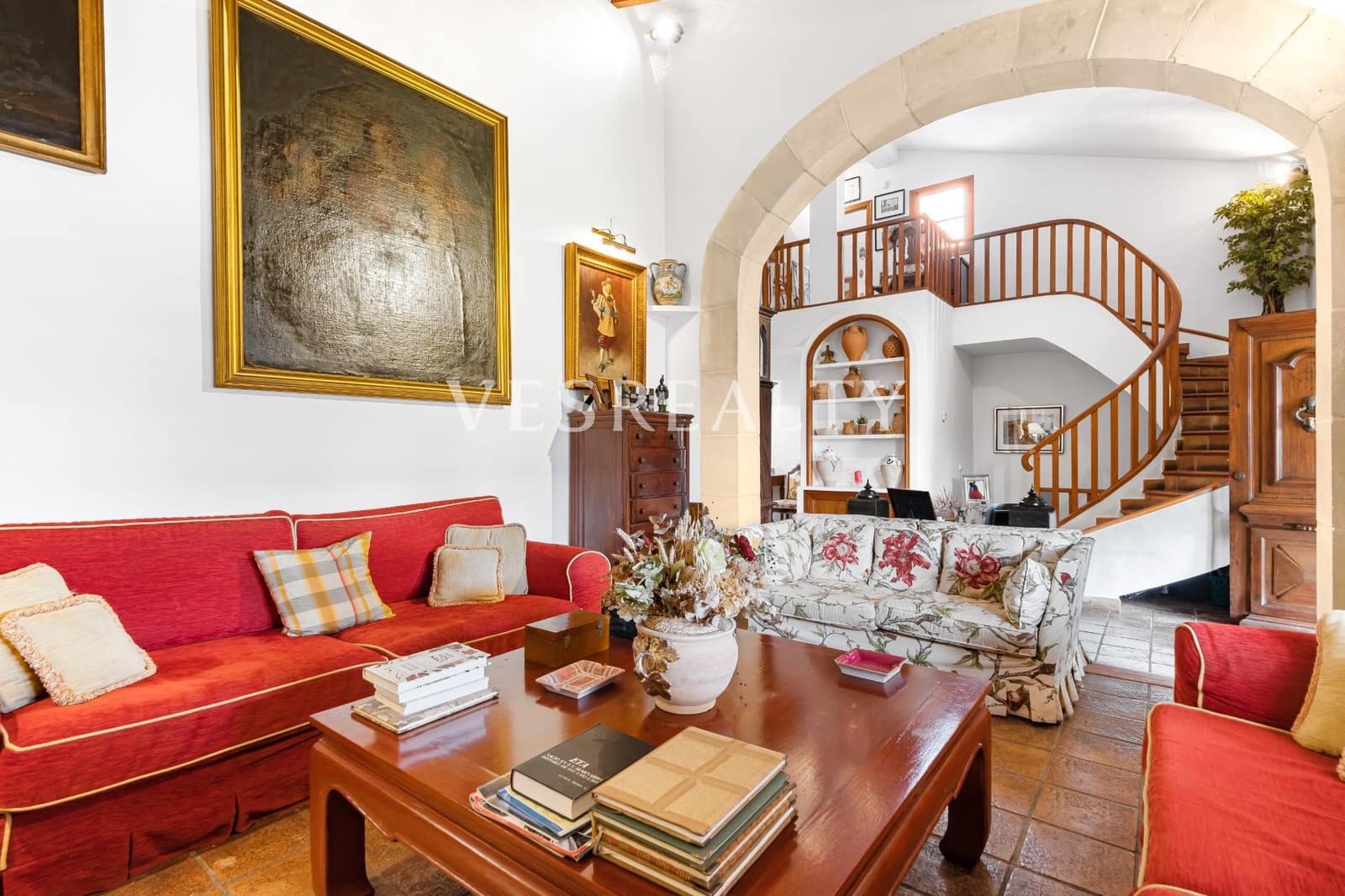 5 bedroom Villa for sale in Alicante / Alacant city with pool garage - € 1,550,000 (Ref: 8944833)