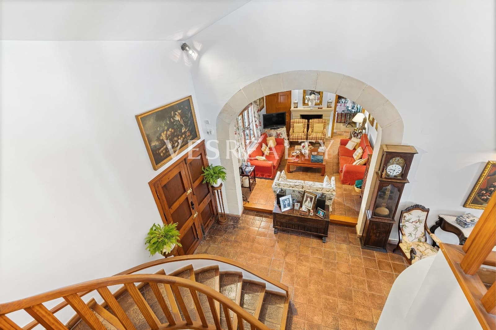 5 bedroom Villa for sale in Alicante / Alacant city with pool garage - € 1,550,000 (Ref: 8944833)