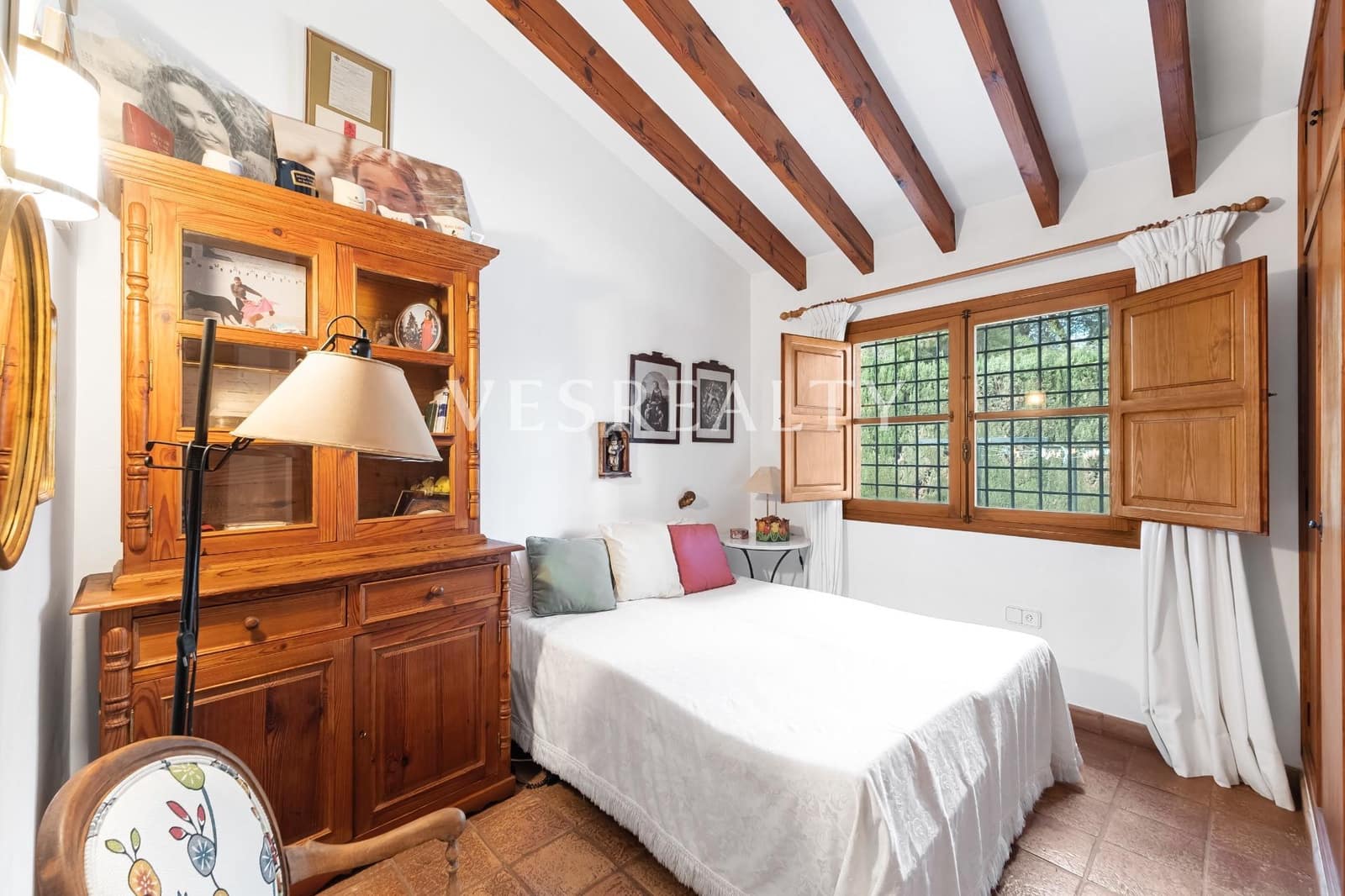 5 bedroom Villa for sale in Alicante / Alacant city with pool garage - € 1,550,000 (Ref: 8944833)