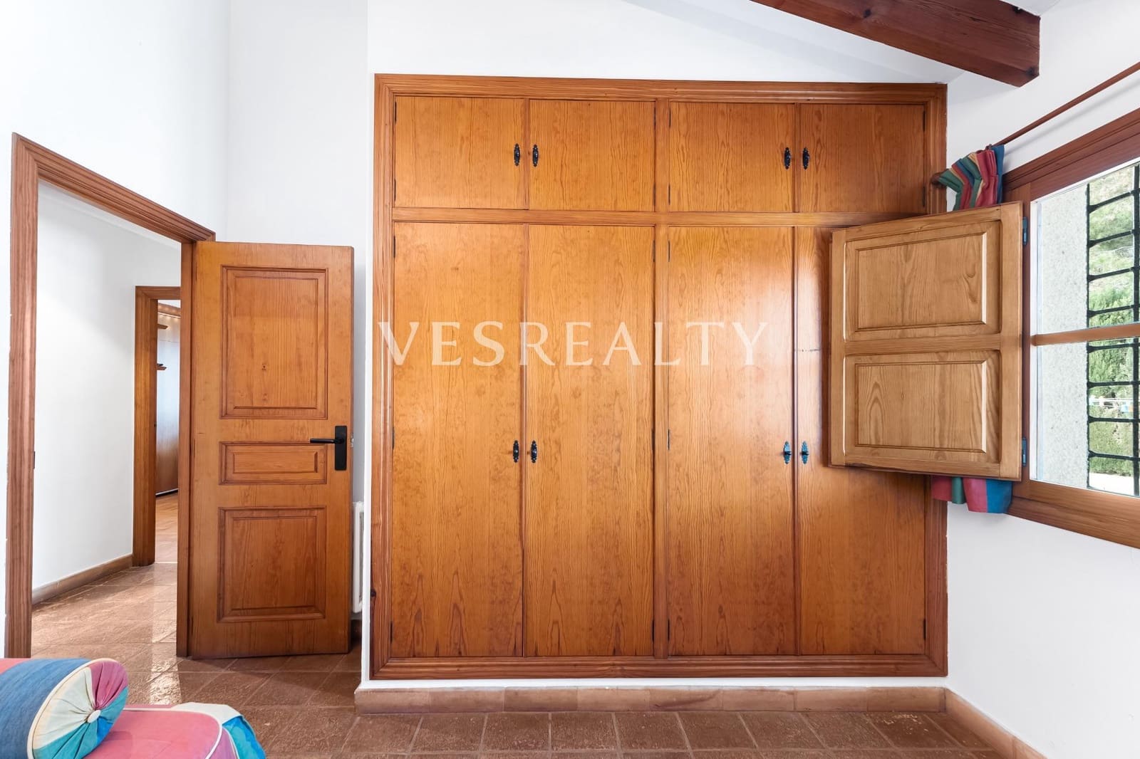 5 bedroom Villa for sale in Alicante / Alacant city with pool garage - € 1,550,000 (Ref: 8944833)