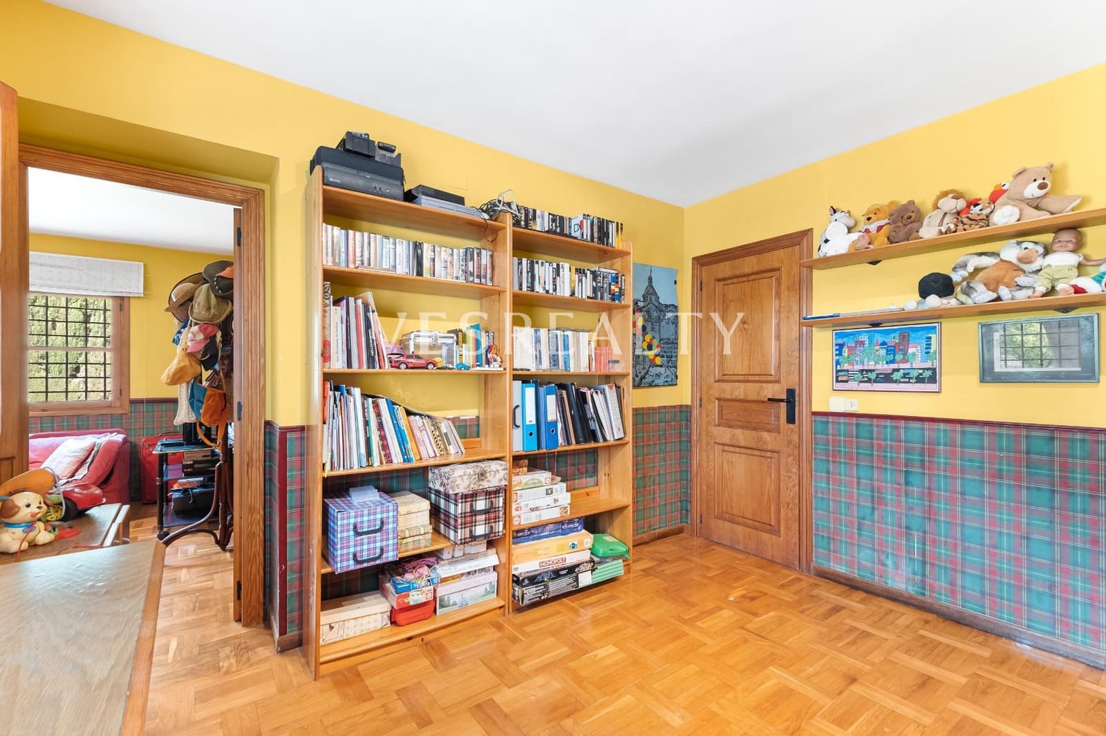 5 bedroom Villa for sale in Alicante / Alacant city with pool garage - € 1,550,000 (Ref: 8944833)