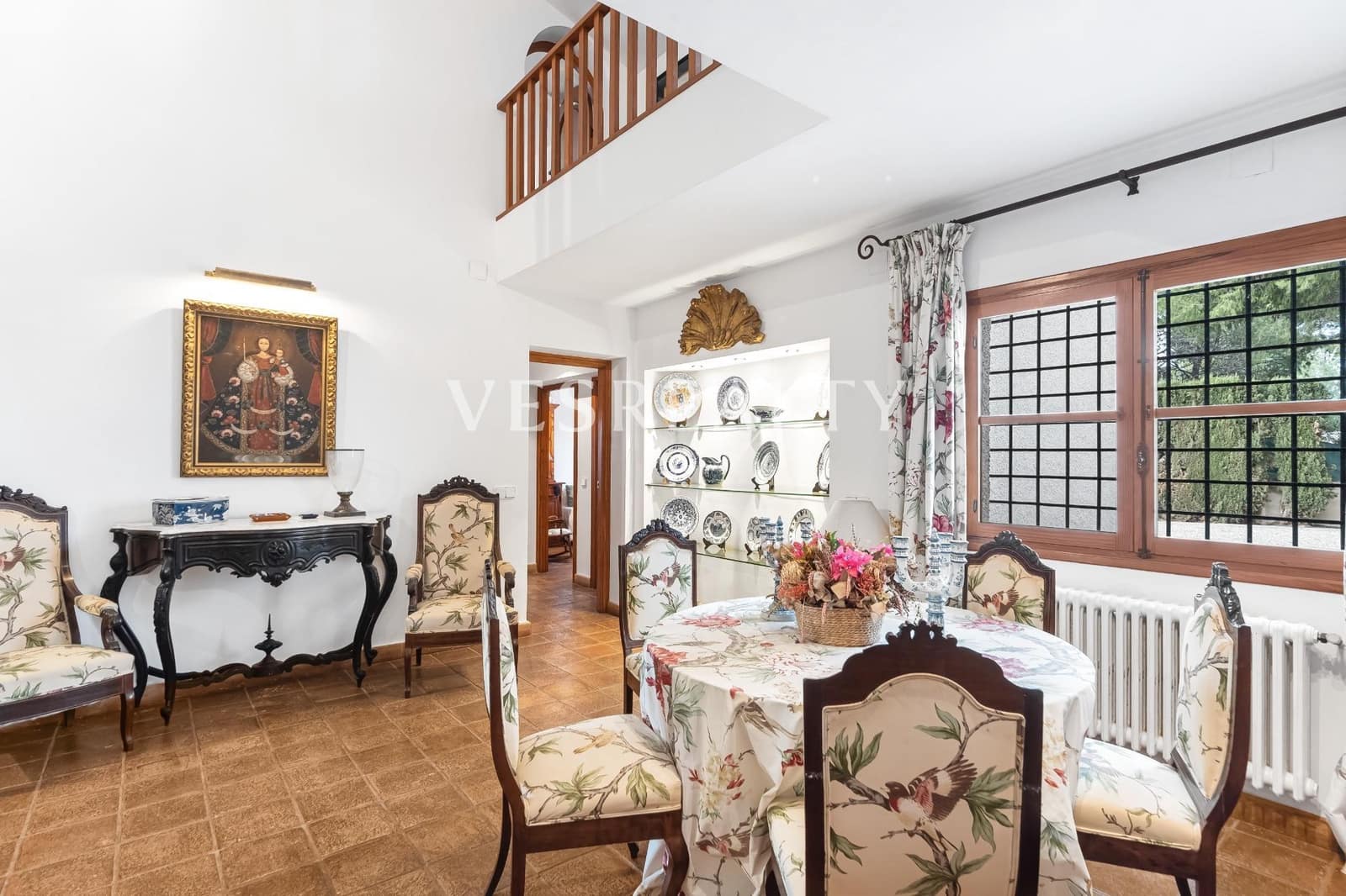 5 bedroom Villa for sale in Alicante / Alacant city with pool garage - € 1,550,000 (Ref: 8944833)