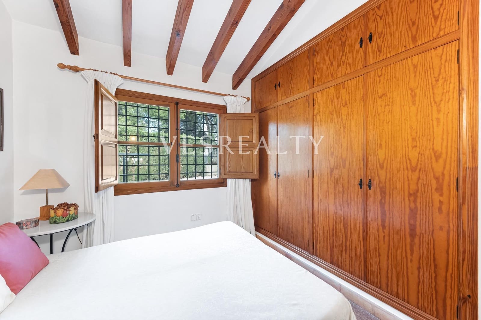 5 bedroom Villa for sale in Alicante / Alacant city with pool garage - € 1,550,000 (Ref: 8944833)