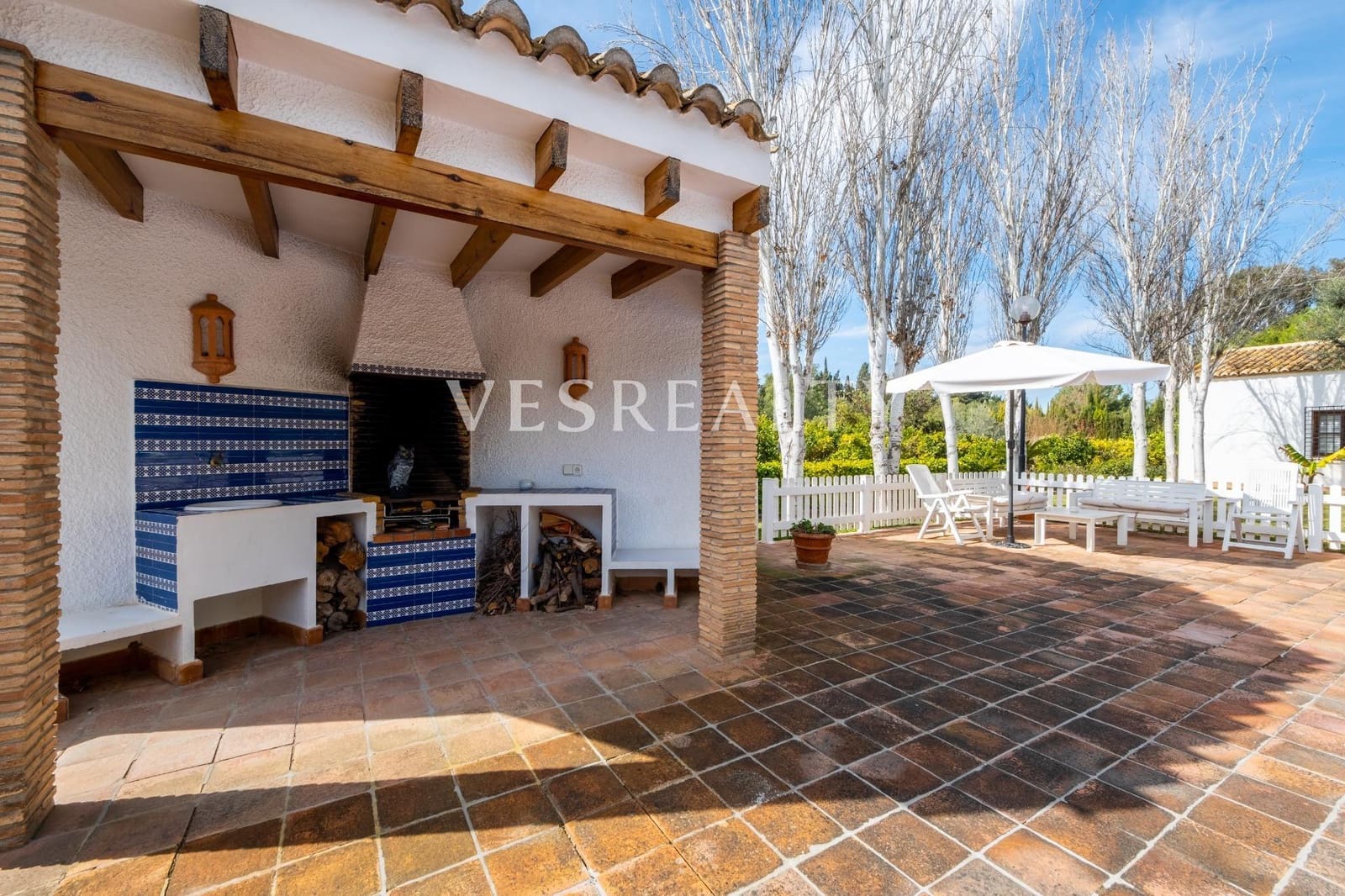 5 bedroom Villa for sale in Alicante / Alacant city with pool garage - € 1,550,000 (Ref: 8944833)