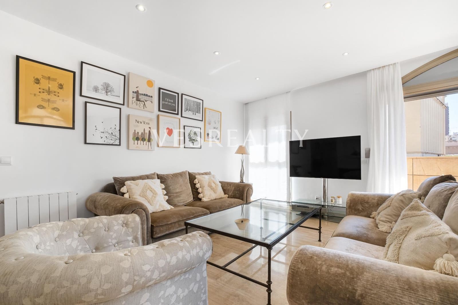 3 bedroom Flat for rent in Alicante / Alacant city with garage - € 2,300 (Ref: 8951387)
