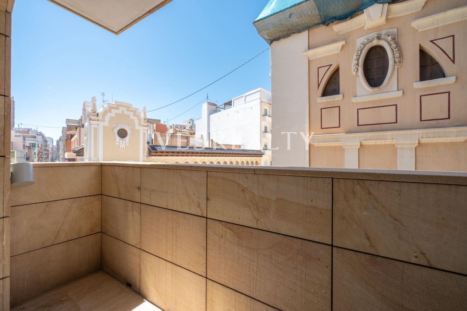 3 bedroom Flat for rent in Alicante / Alacant city with garage - € 2,300 (Ref: 8951387)