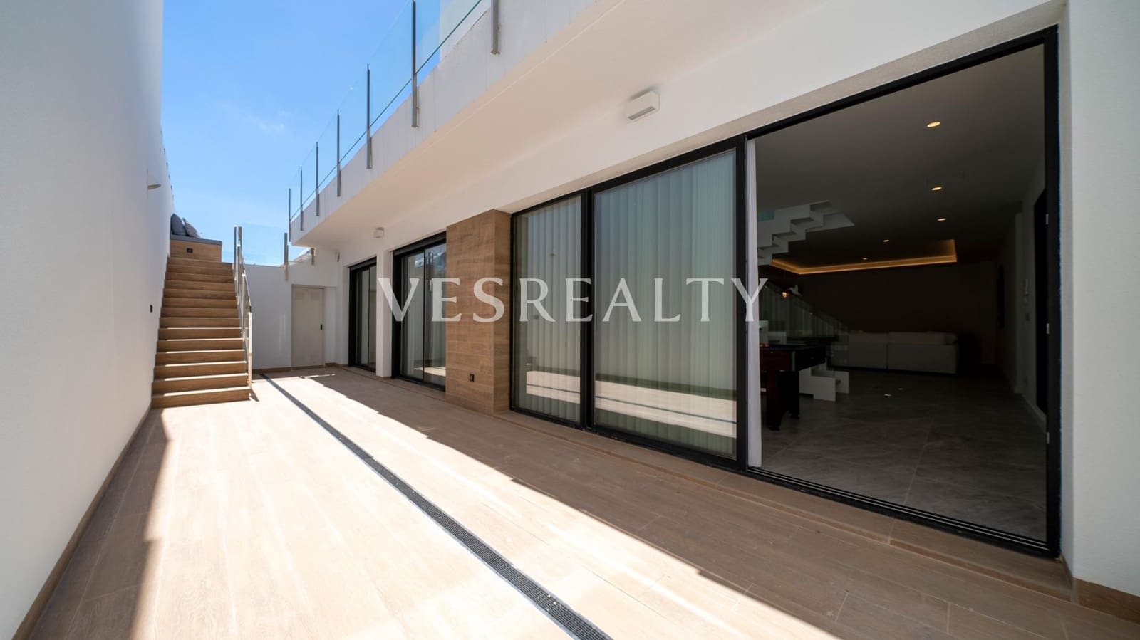 Chalet de 4 habitaciones en Finestrat en venta con piscina - 1.350.000 € (Ref: 8982573)