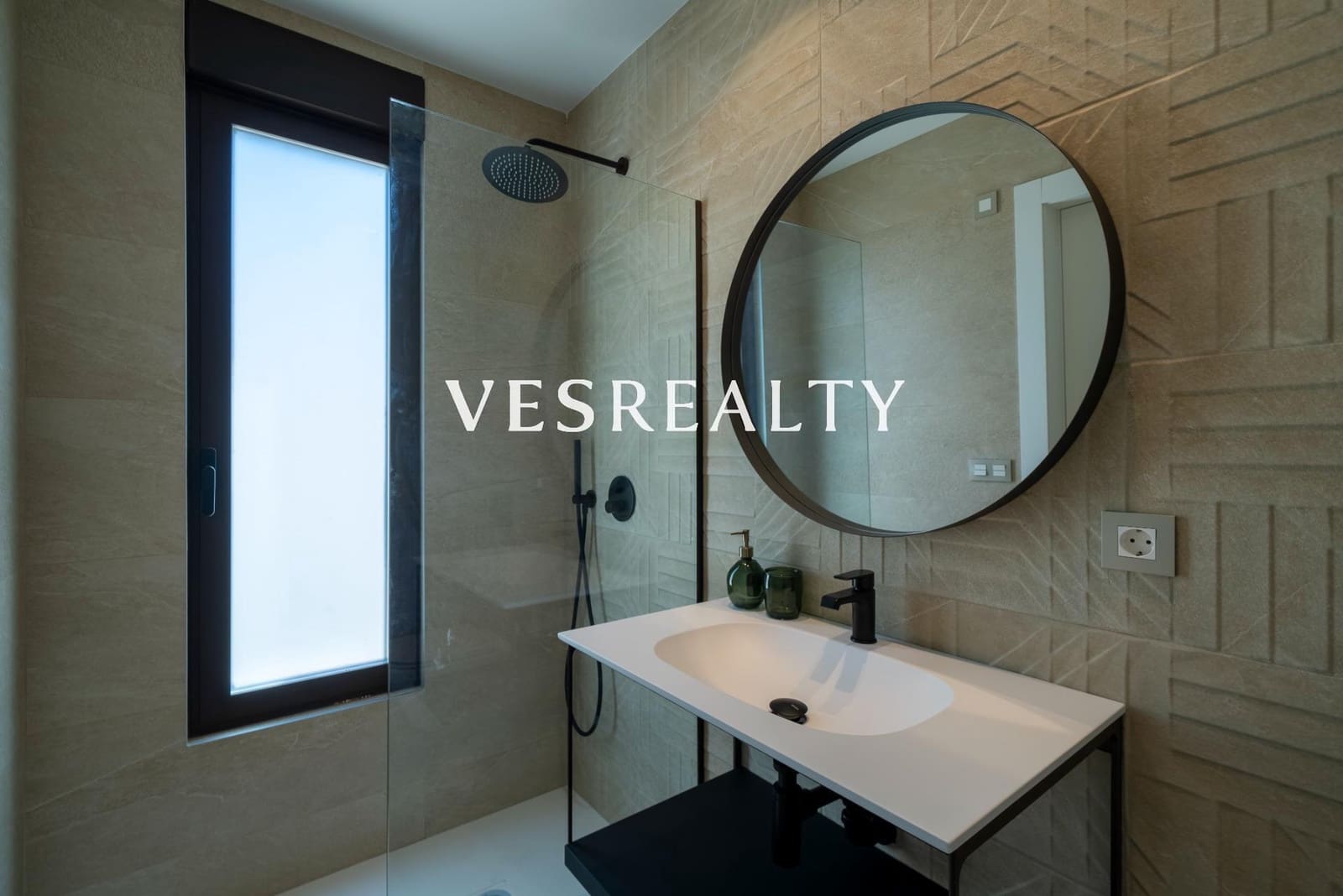 3 bedroom Villa for sale in Finestrat with pool - € 595,000 (Ref: 8982575)