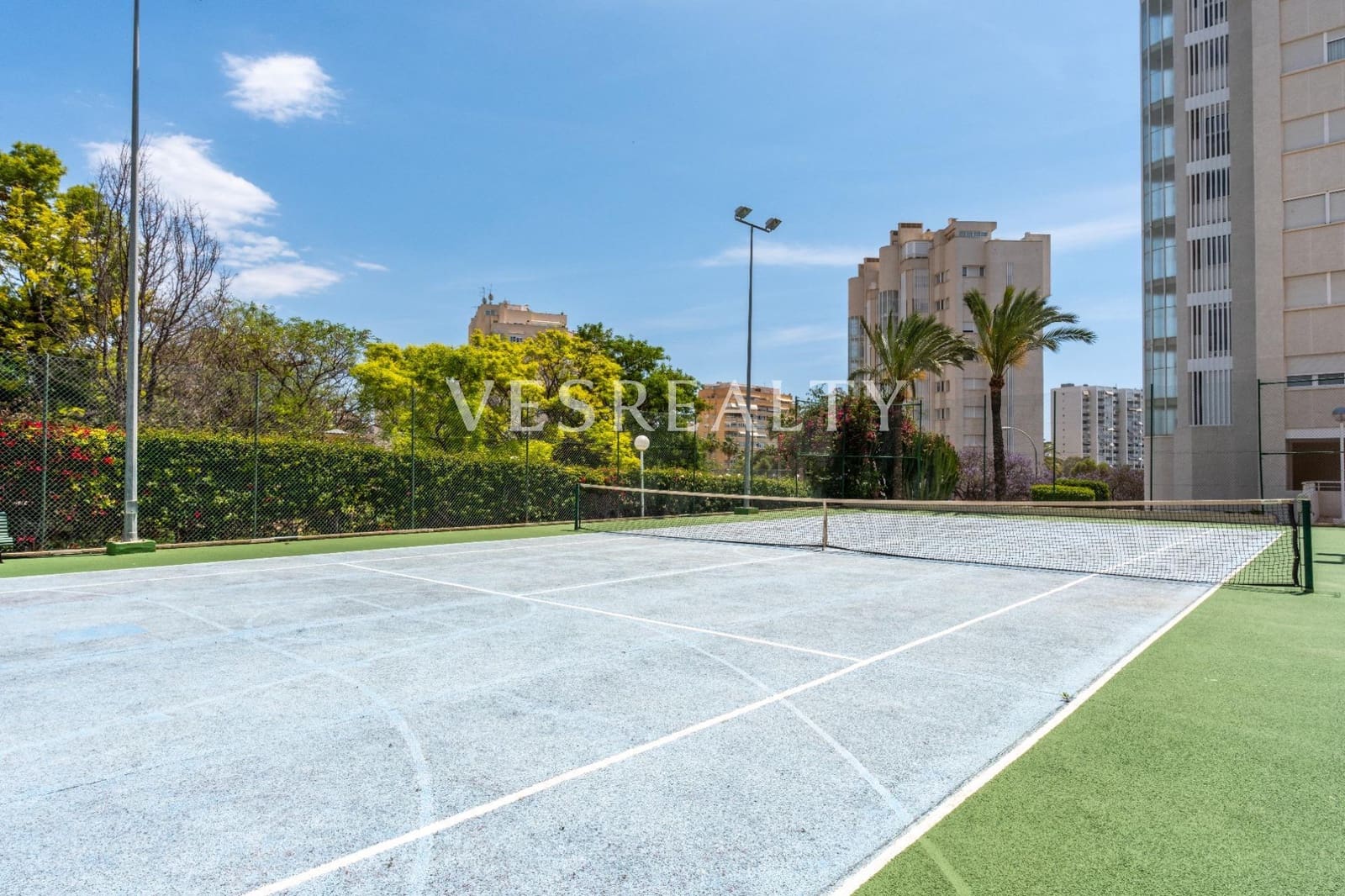 7 sypialnia Penthouse do wynajęcia w Playa de San Juan z basenem - 5 000 € (Ref: 9012301)