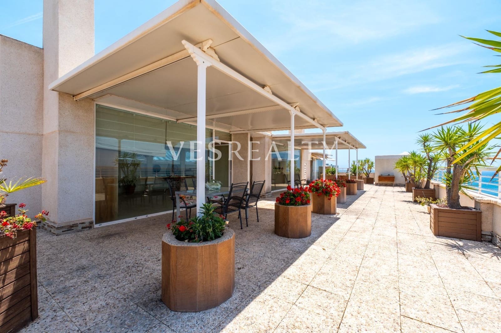 7 sypialnia Penthouse do wynajęcia w Playa de San Juan z basenem - 5 000 € (Ref: 9012301)