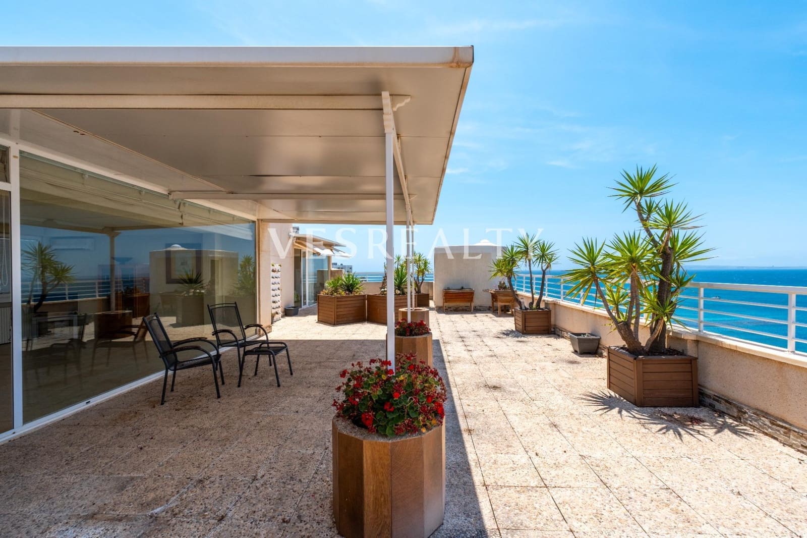 7 sypialnia Penthouse do wynajęcia w Playa de San Juan z basenem - 5 000 € (Ref: 9012301)