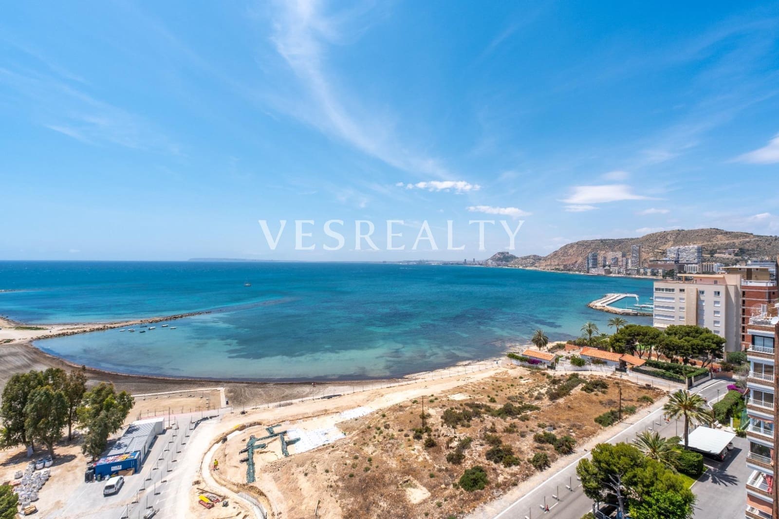 7 sypialnia Penthouse do wynajęcia w Playa de San Juan z basenem - 5 000 € (Ref: 9012301)