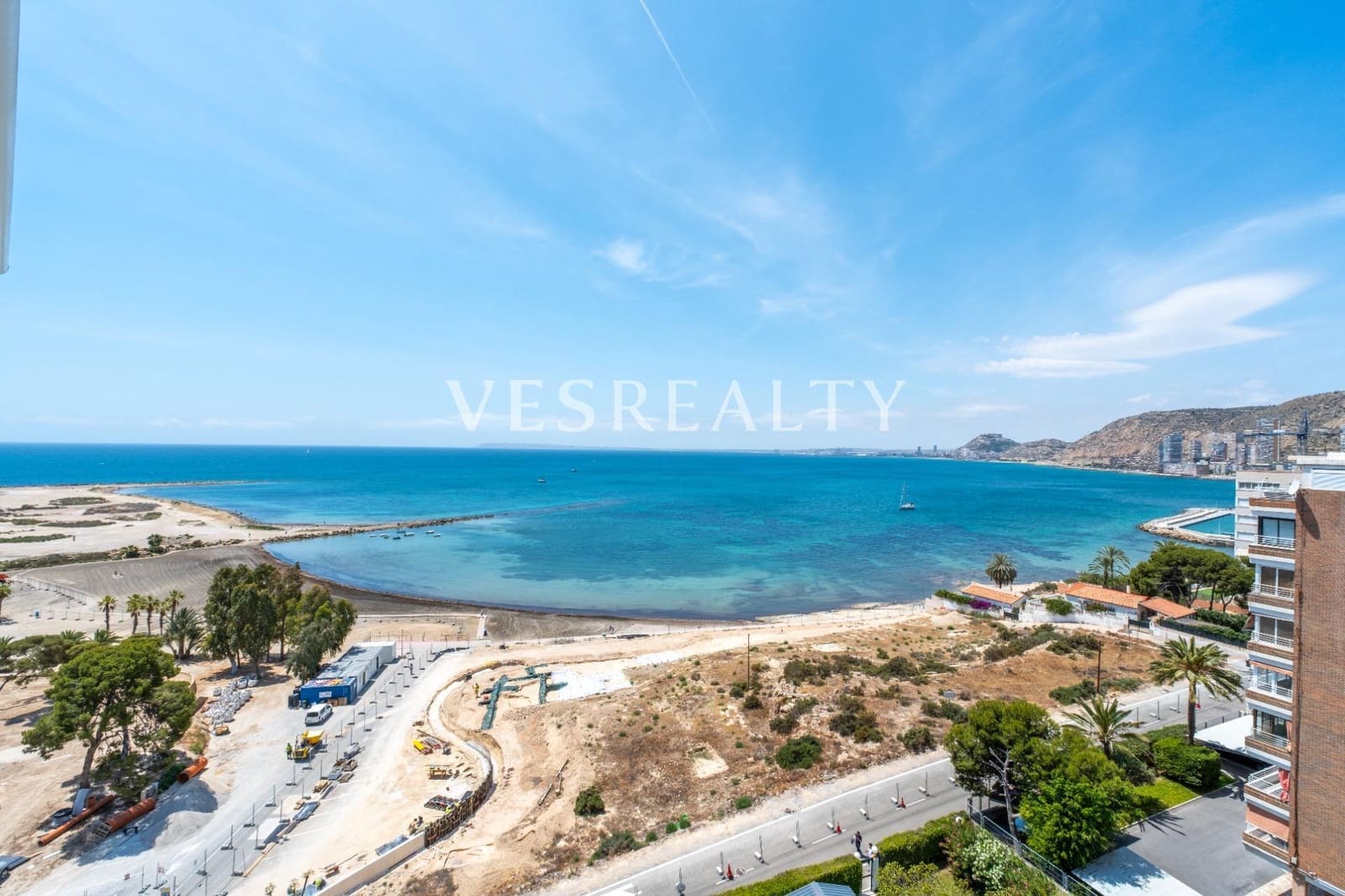 7 sypialnia Penthouse do wynajęcia w Playa de San Juan z basenem - 5 000 € (Ref: 9012301)