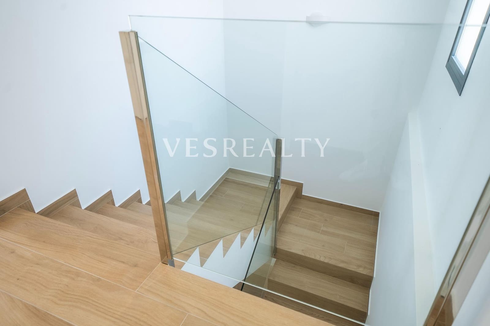 3 makuuhuone Paritalo myytävänä paikassa Algorfa mukana uima-altaan - 495 000 € (Ref: 9029793)