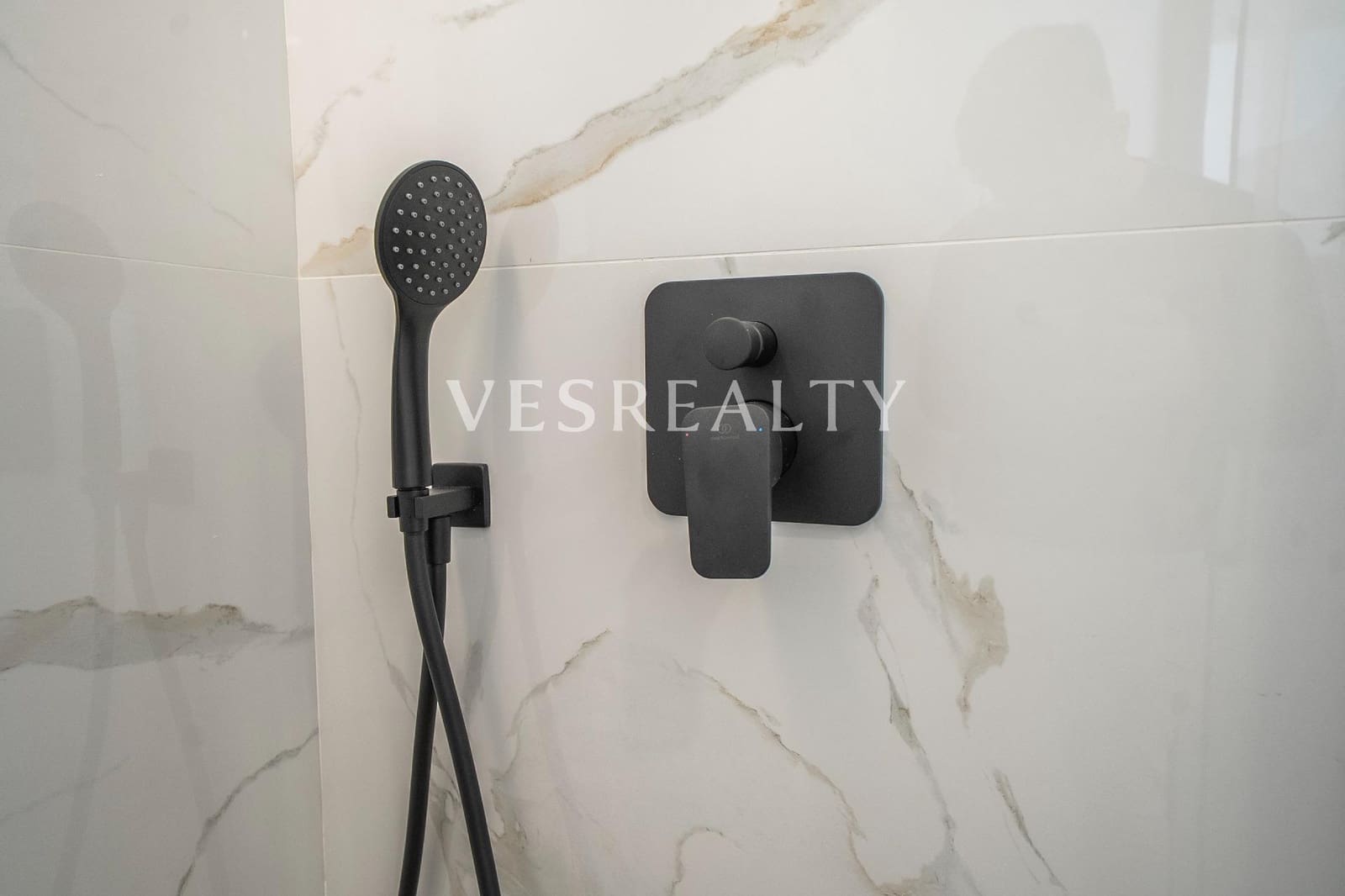 3 makuuhuone Paritalo myytävänä paikassa Algorfa mukana uima-altaan - 495 000 € (Ref: 9029793)