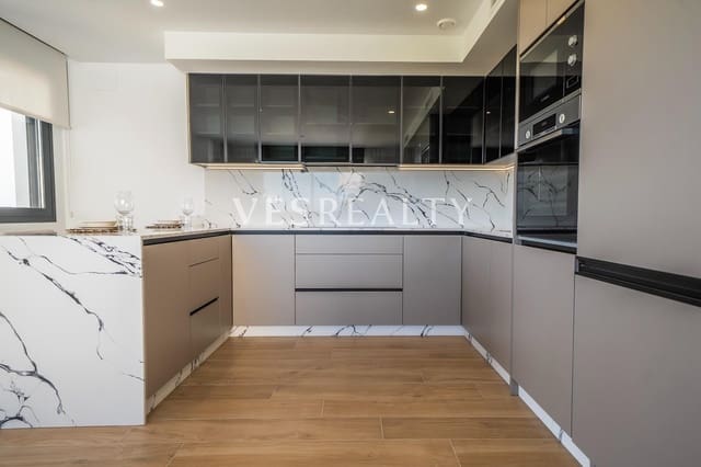 3 makuuhuone Paritalo myytävänä paikassa Algorfa mukana uima-altaan - 495 000 € (Ref: 9029793)