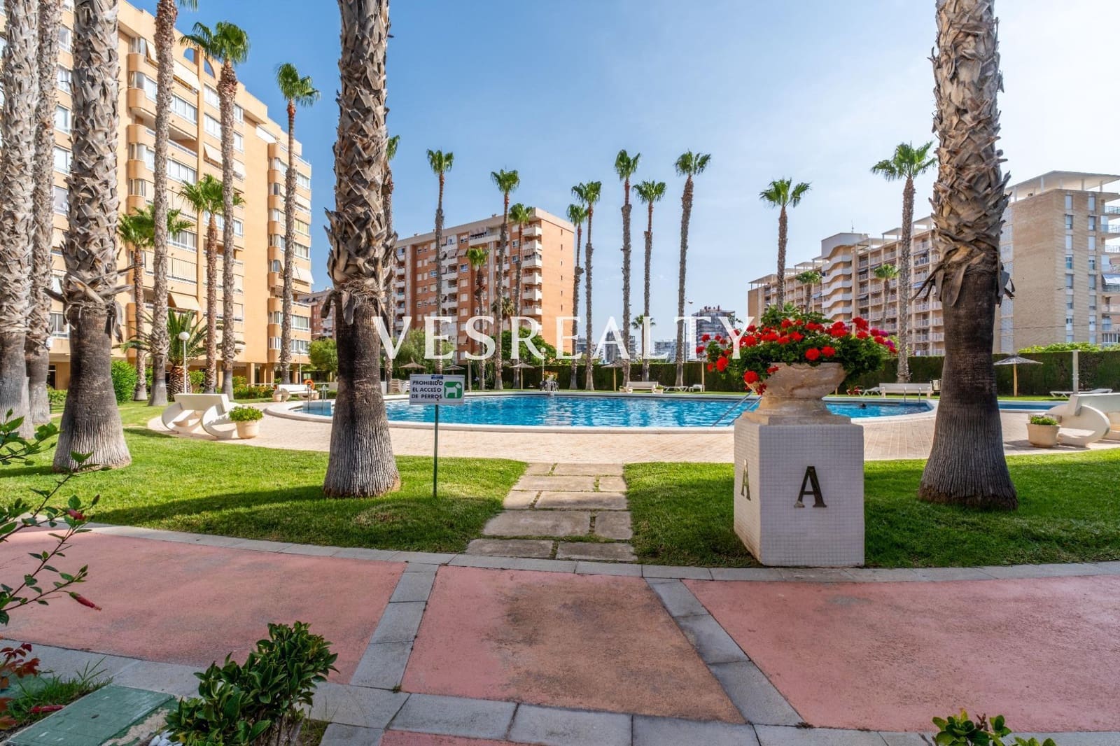 1 soveværelse Lejlighed til salg i Playa de San Juan med swimmingpool - € 300.000 (Ref: 9073574)