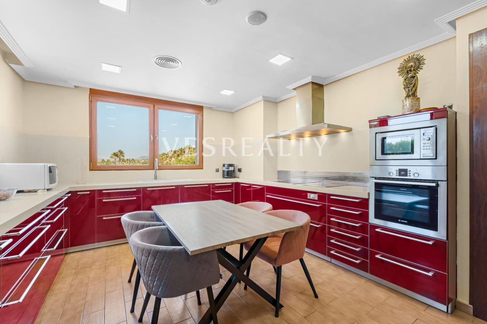 5 makuuhuone Huvila myytävänä paikassa Aspe mukana uima-altaan - 850 000 € (Ref: 9108926)