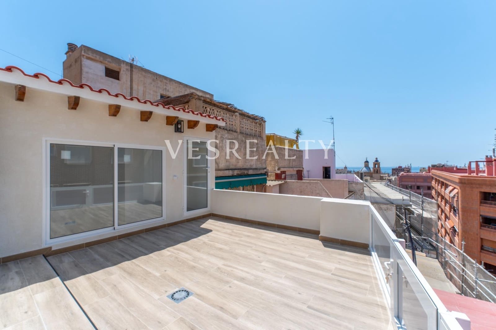 2 soveværelse Penthouse til salg i Alicante by - € 395.000 (Ref: 9108927)