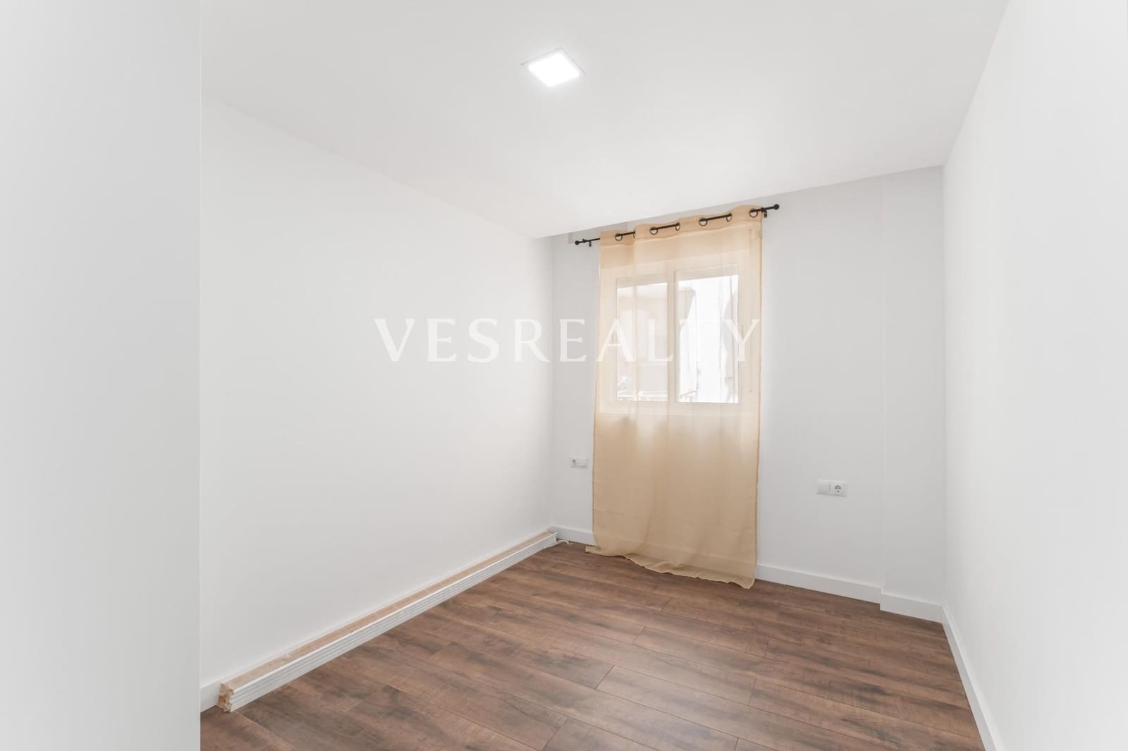 2 soveværelse Penthouse til salg i Alicante by - € 395.000 (Ref: 9108927)