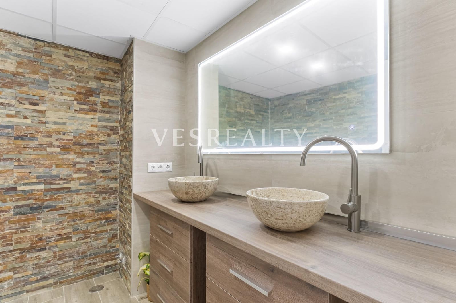 2 soveværelse Penthouse til salg i Alicante by - € 395.000 (Ref: 9108927)