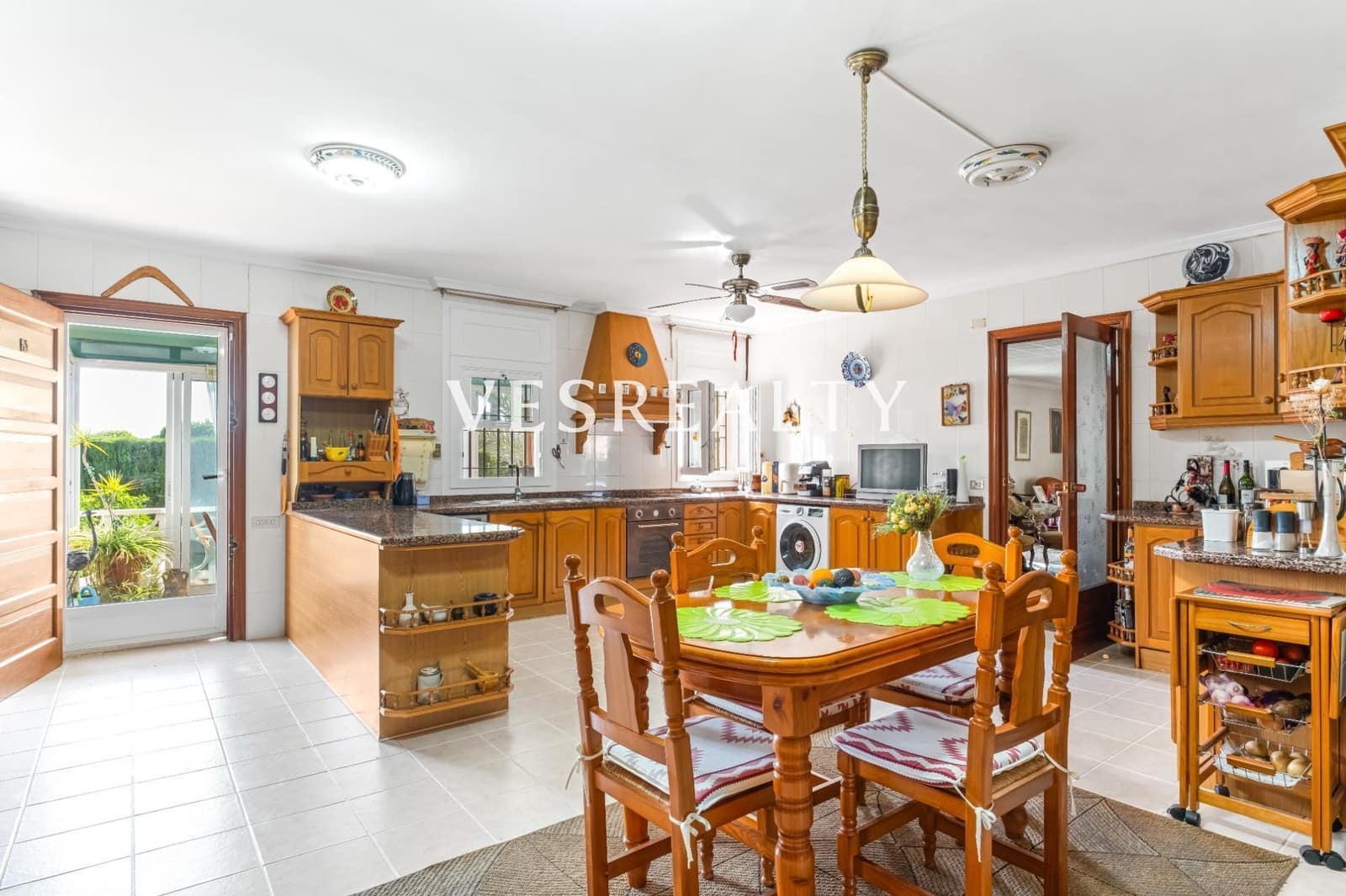 4 bedroom Villa for sale in San Juan de Alicante / Sant Joan d'Alacant with garage - € 950,000 (Ref: 9112532)