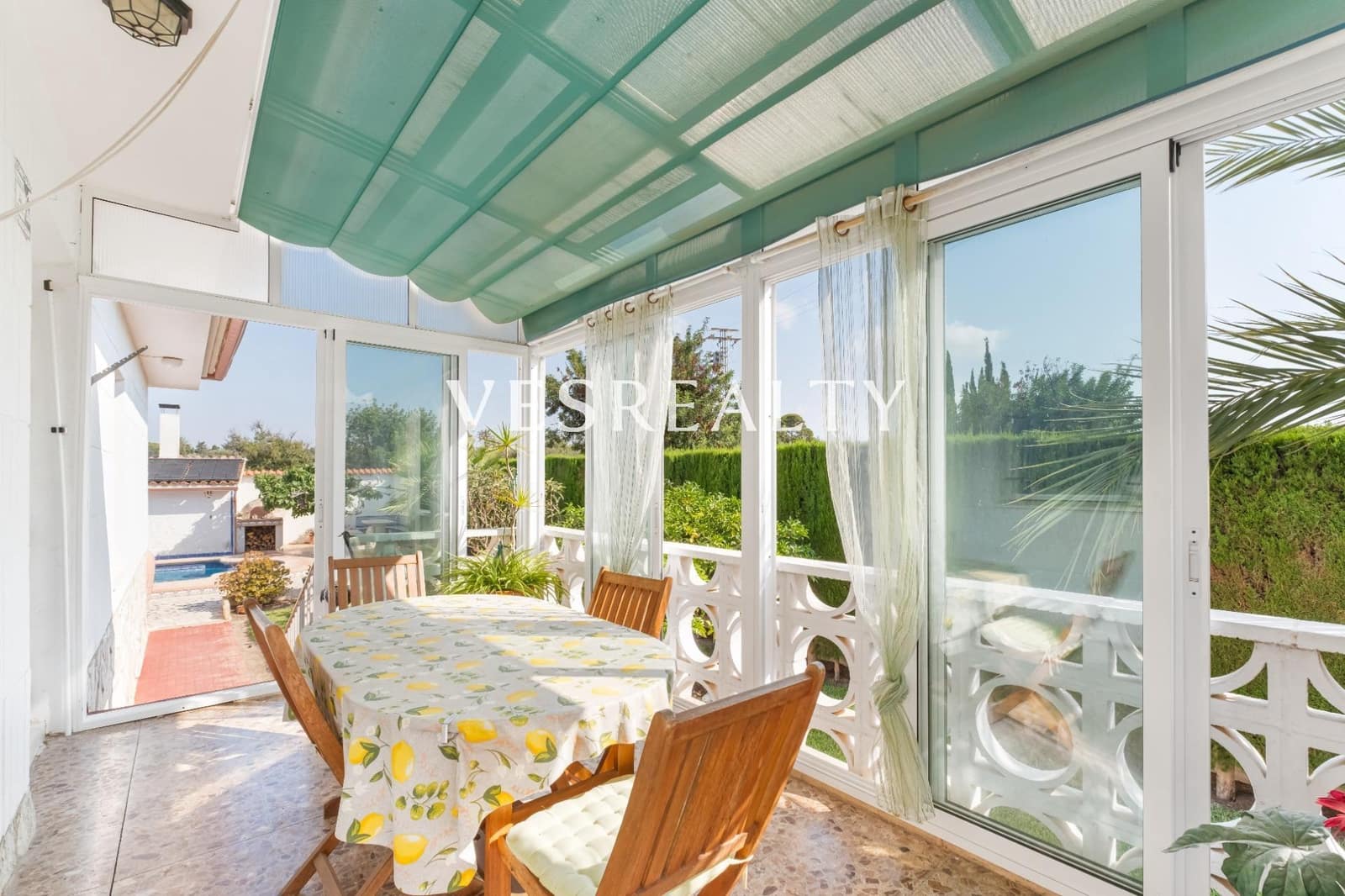 4 bedroom Villa for sale in San Juan de Alicante / Sant Joan d'Alacant with garage - € 950,000 (Ref: 9112532)