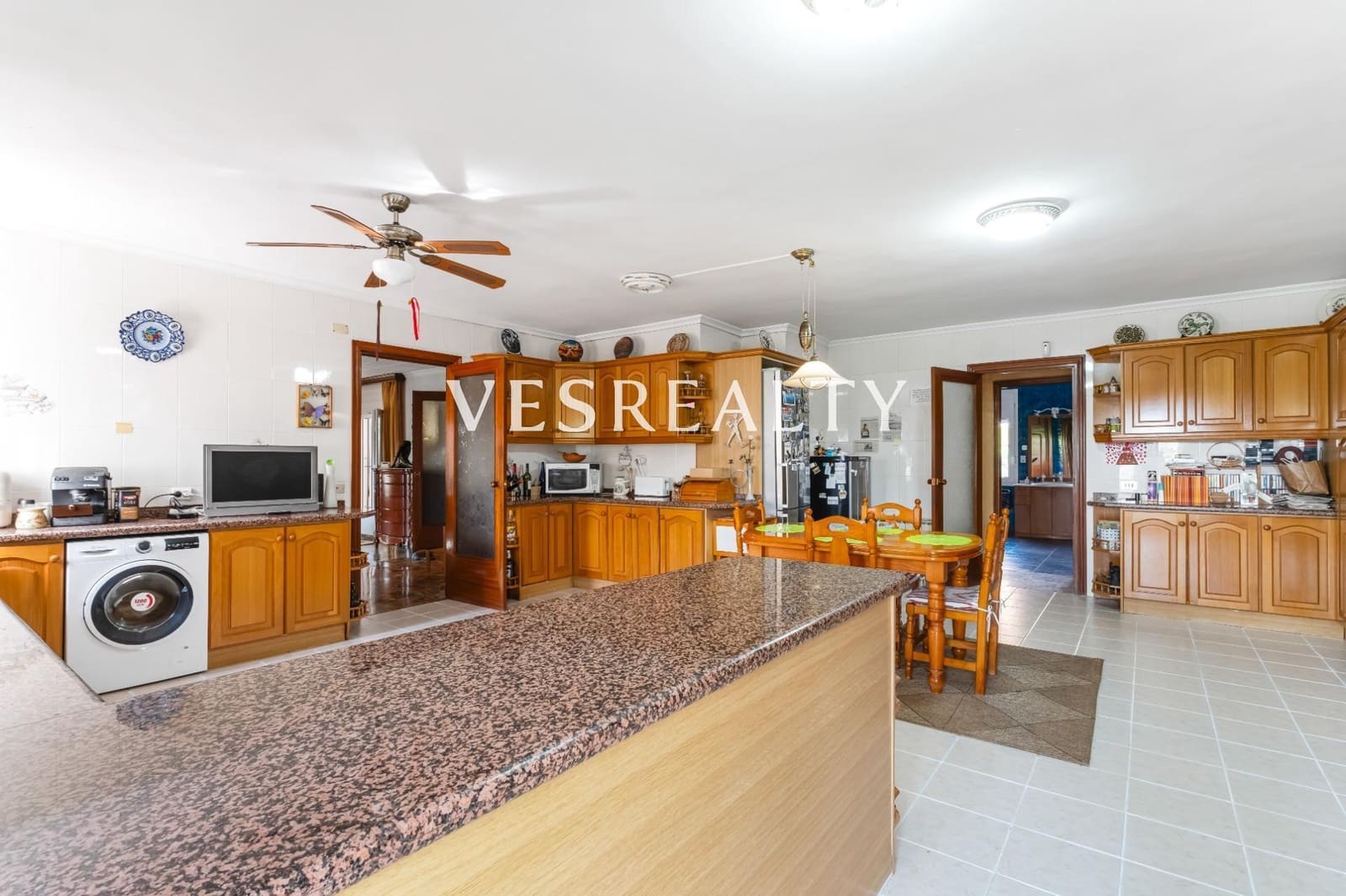 4 bedroom Villa for sale in San Juan de Alicante / Sant Joan d'Alacant with garage - € 950,000 (Ref: 9112532)