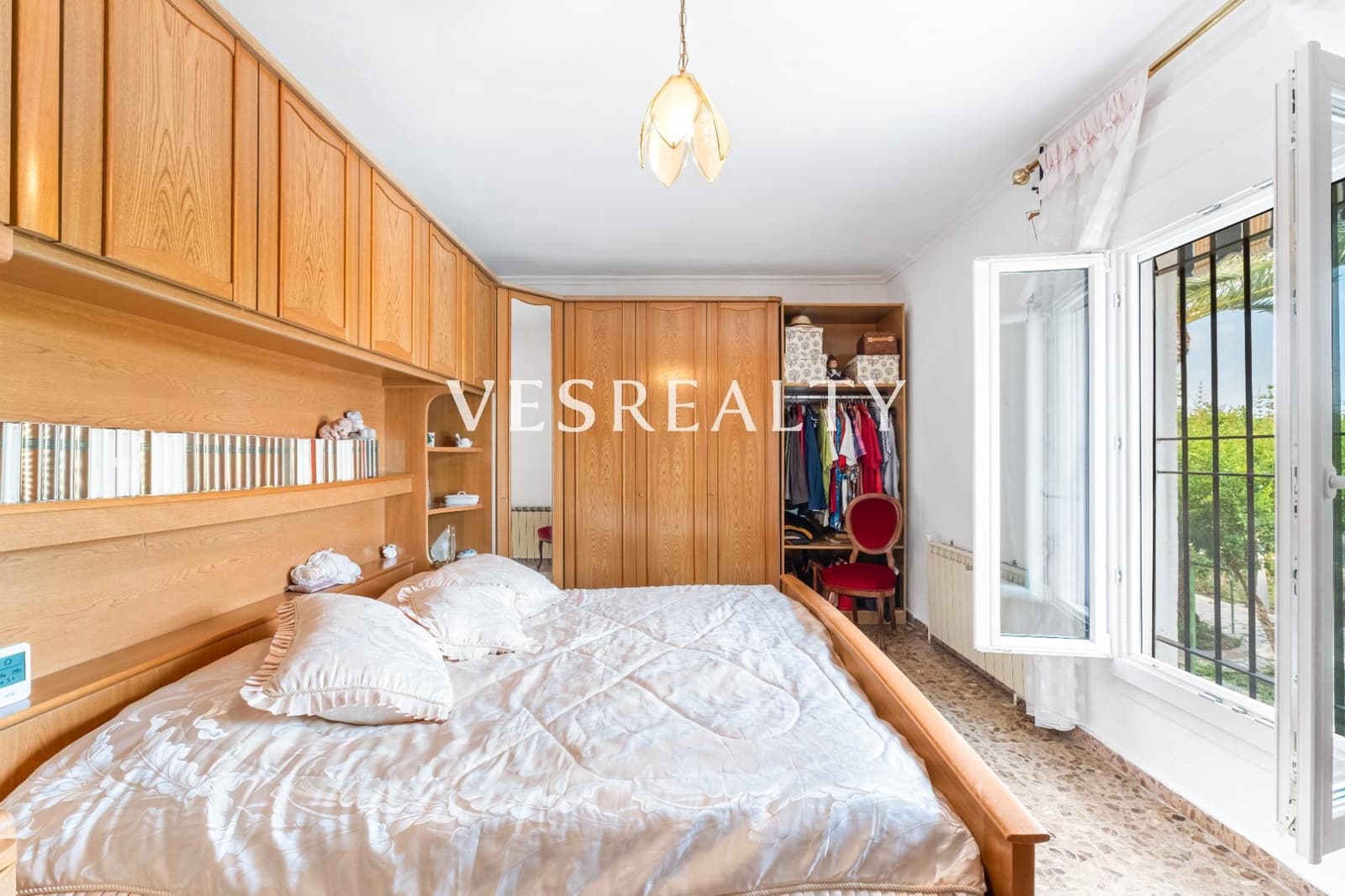 4 bedroom Villa for sale in San Juan de Alicante / Sant Joan d'Alacant with garage - € 950,000 (Ref: 9112532)